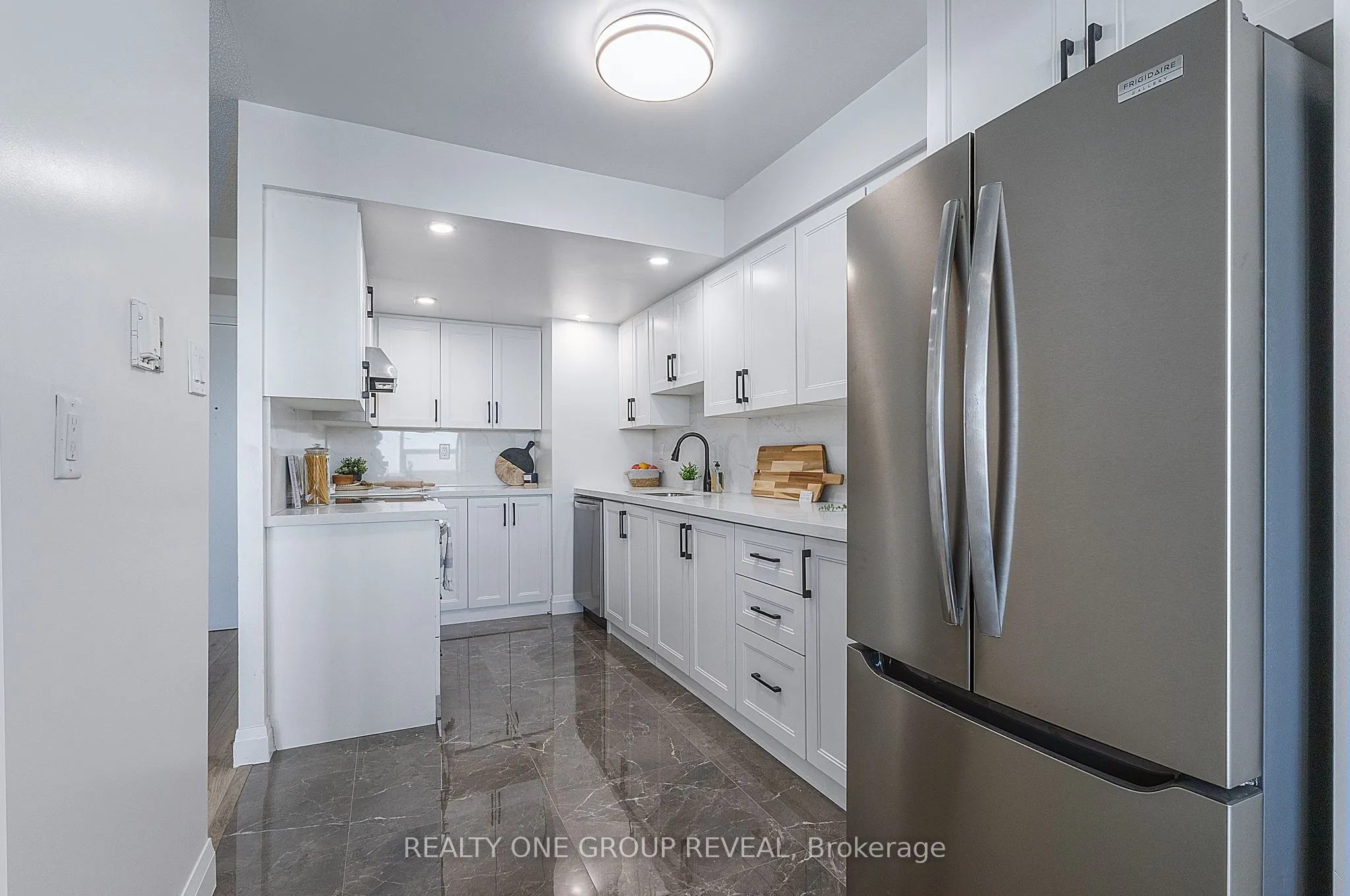 121 Ling Road #1509