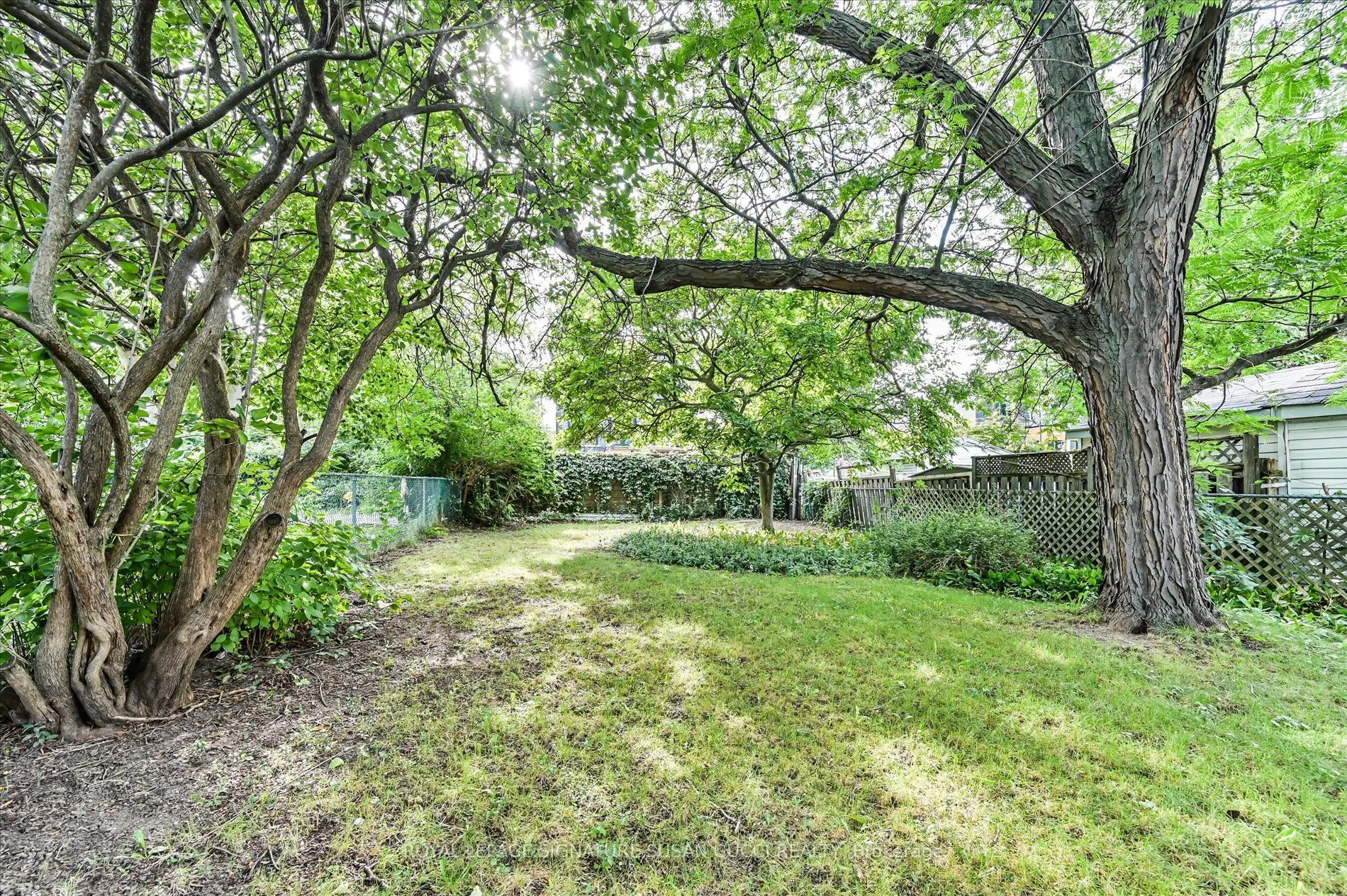 292 Glebemount Avenue