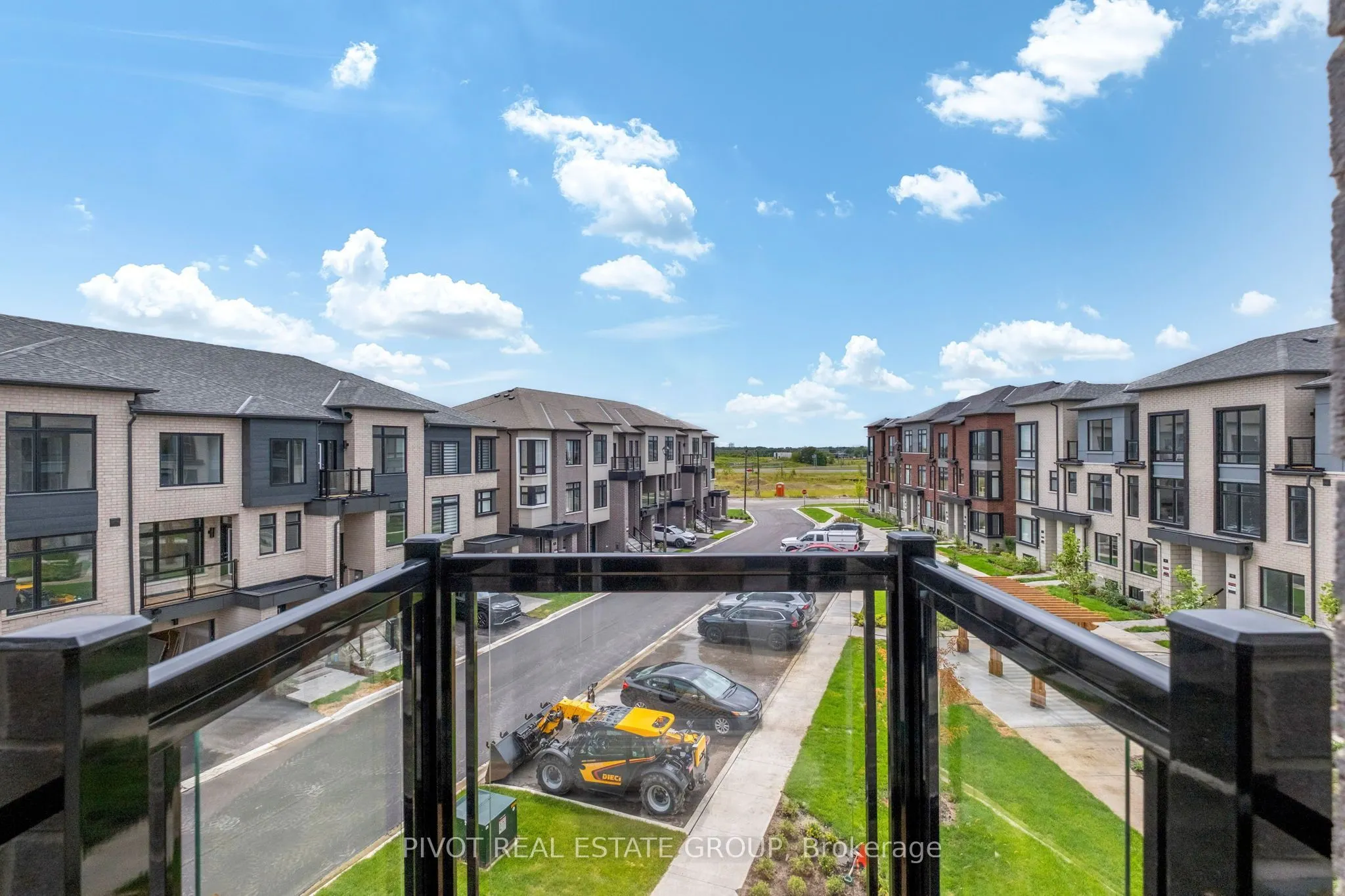 25 Observatory Way