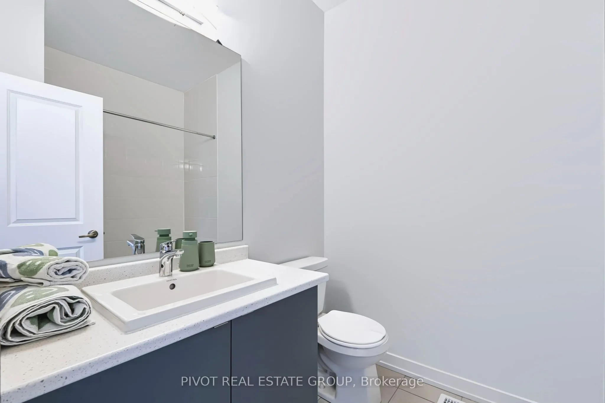 25 Observatory Way