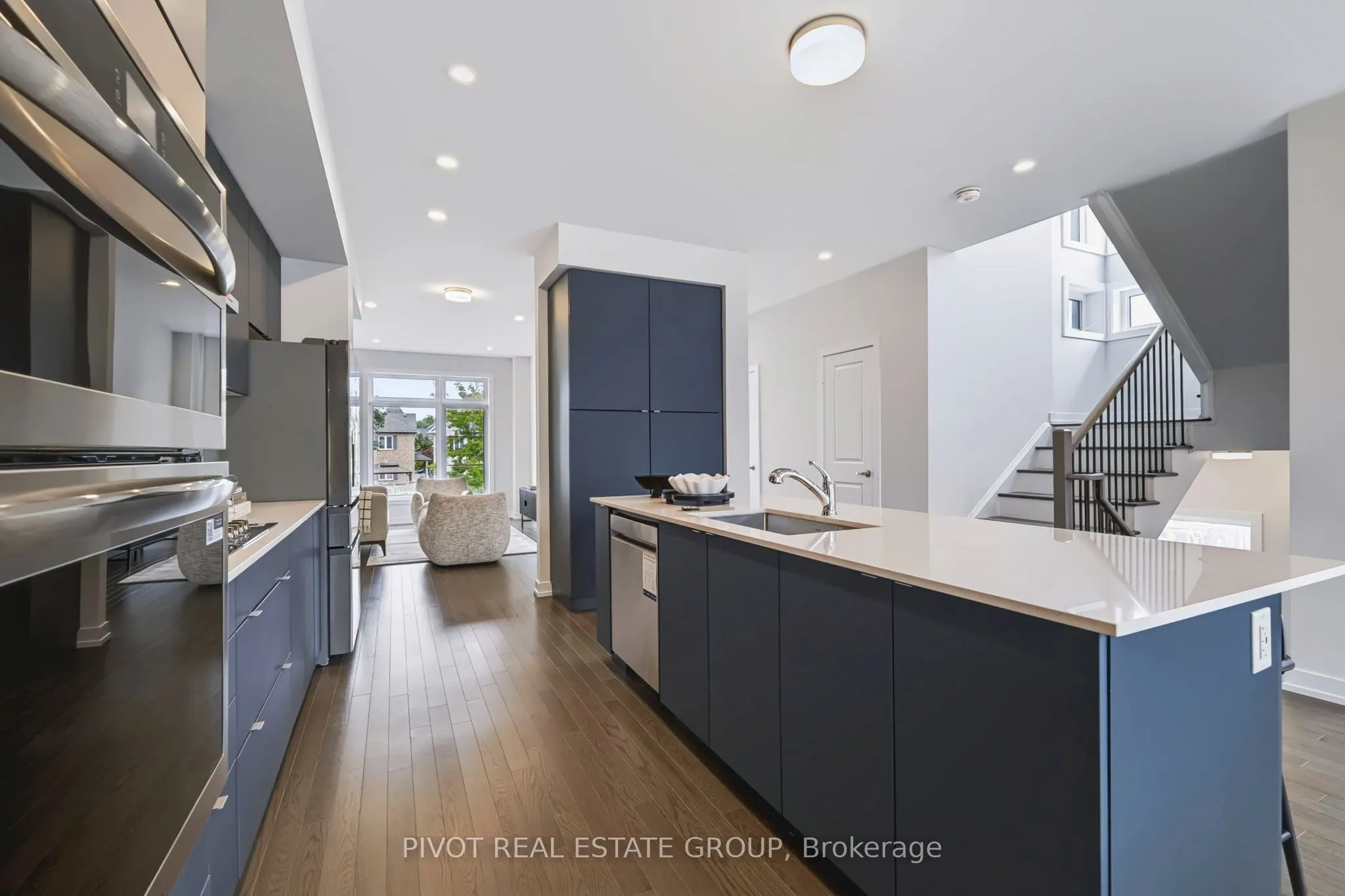 25 Observatory Way