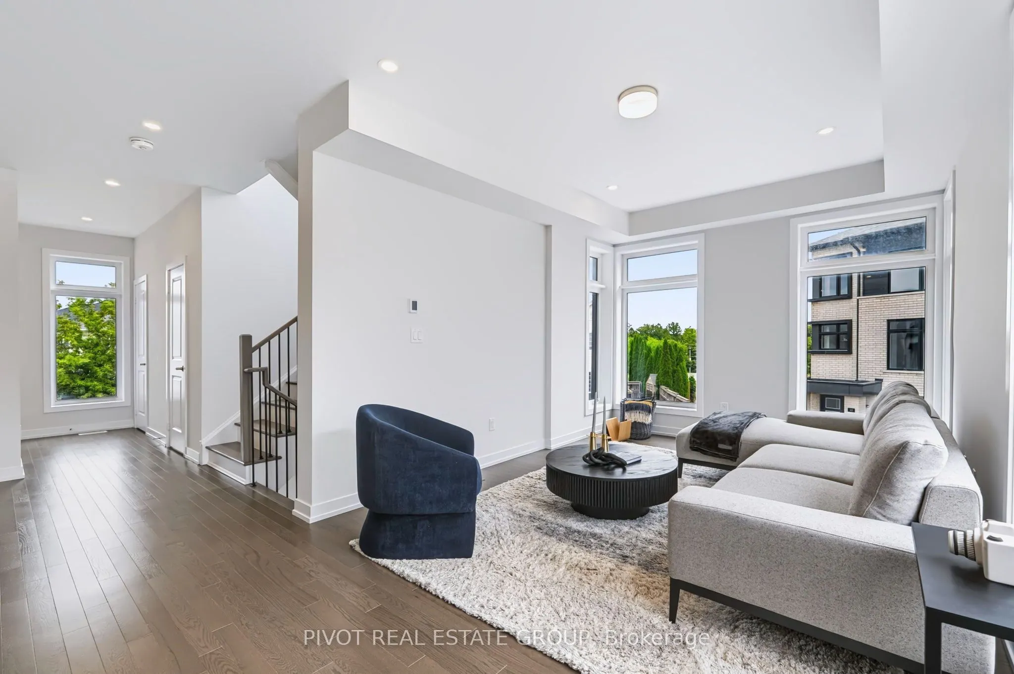 25 Observatory Way
