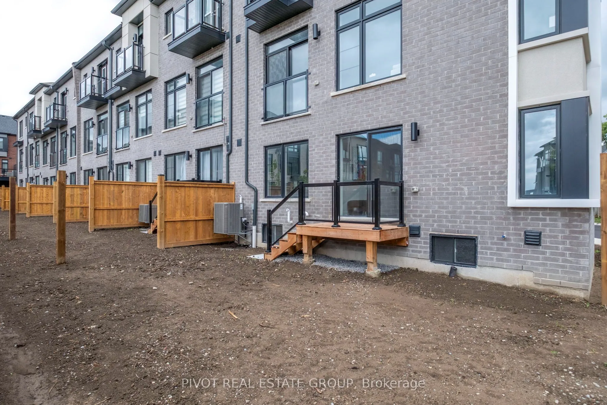 25 Observatory Way