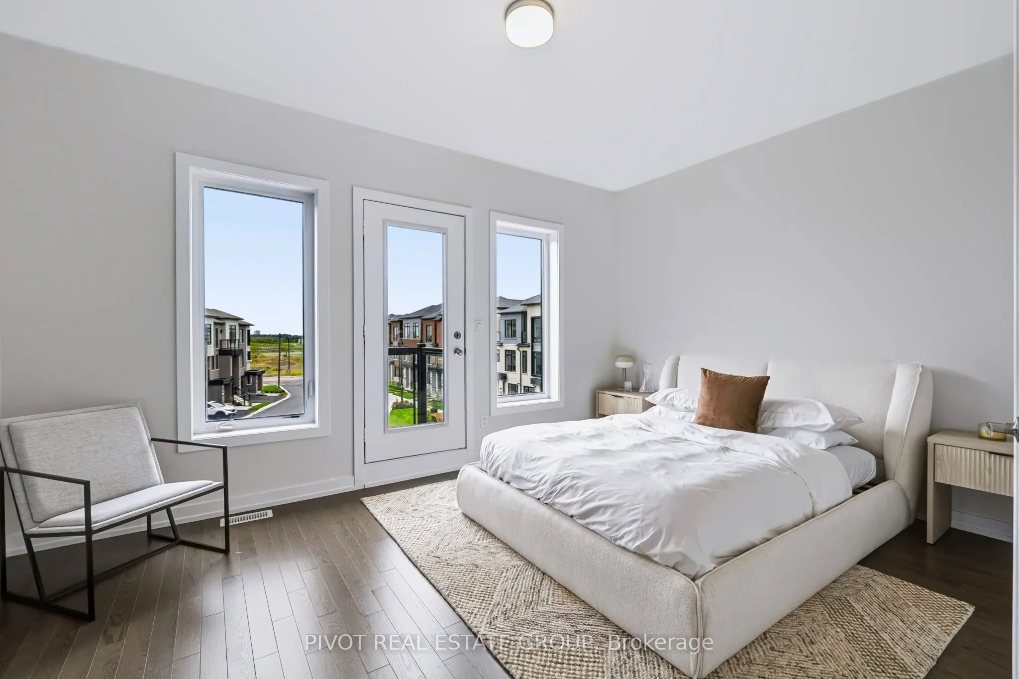 25 Observatory Way