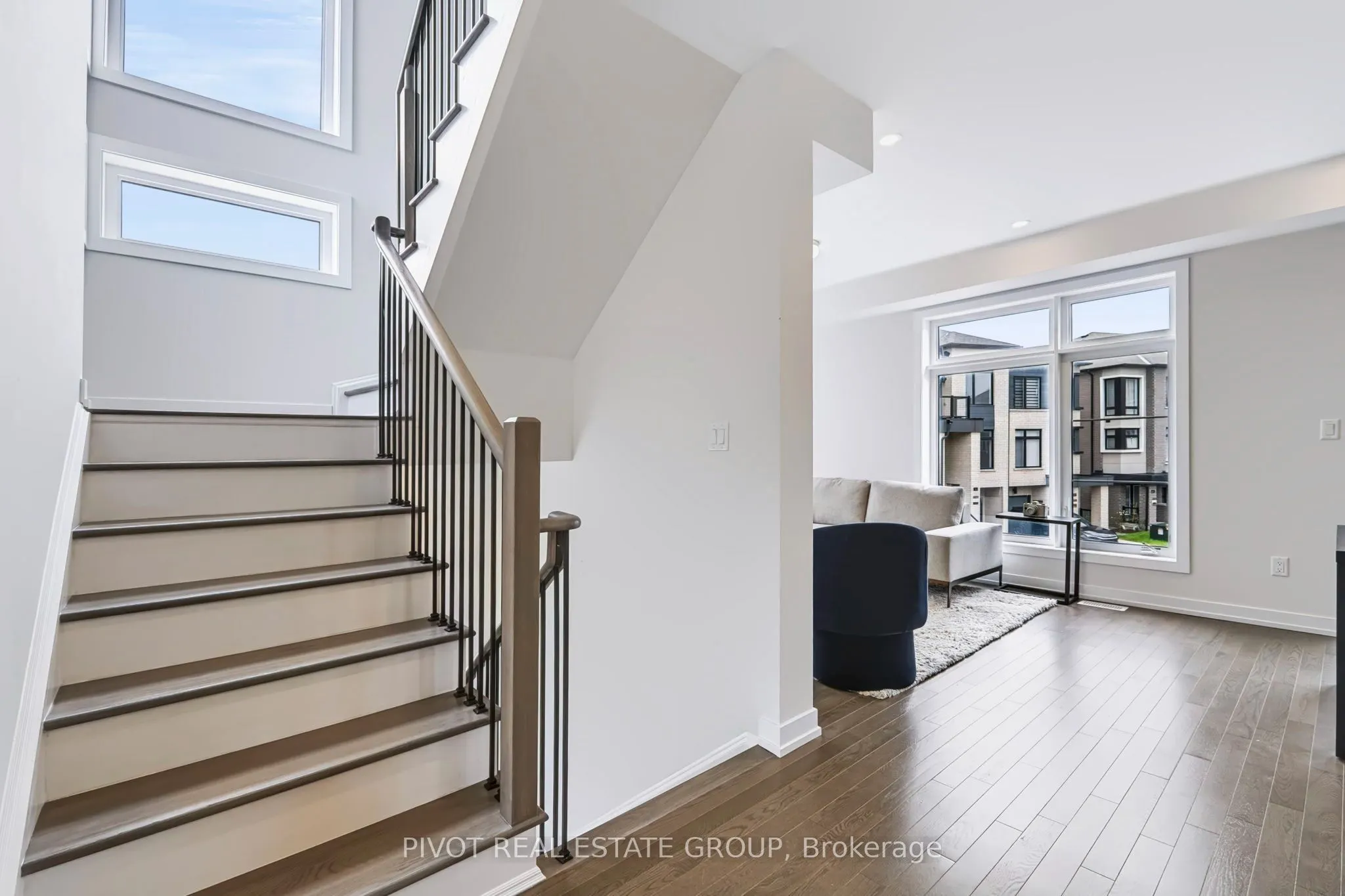 25 Observatory Way
