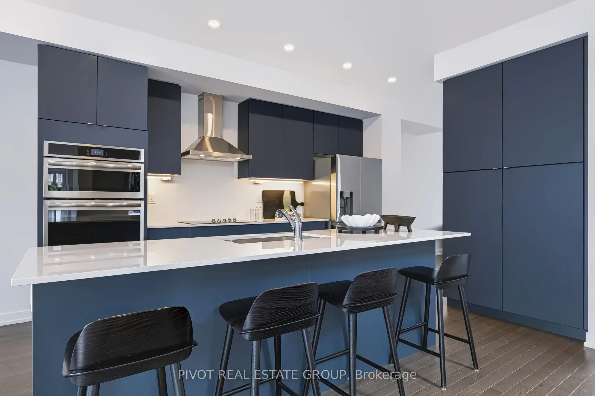 25 Observatory Way