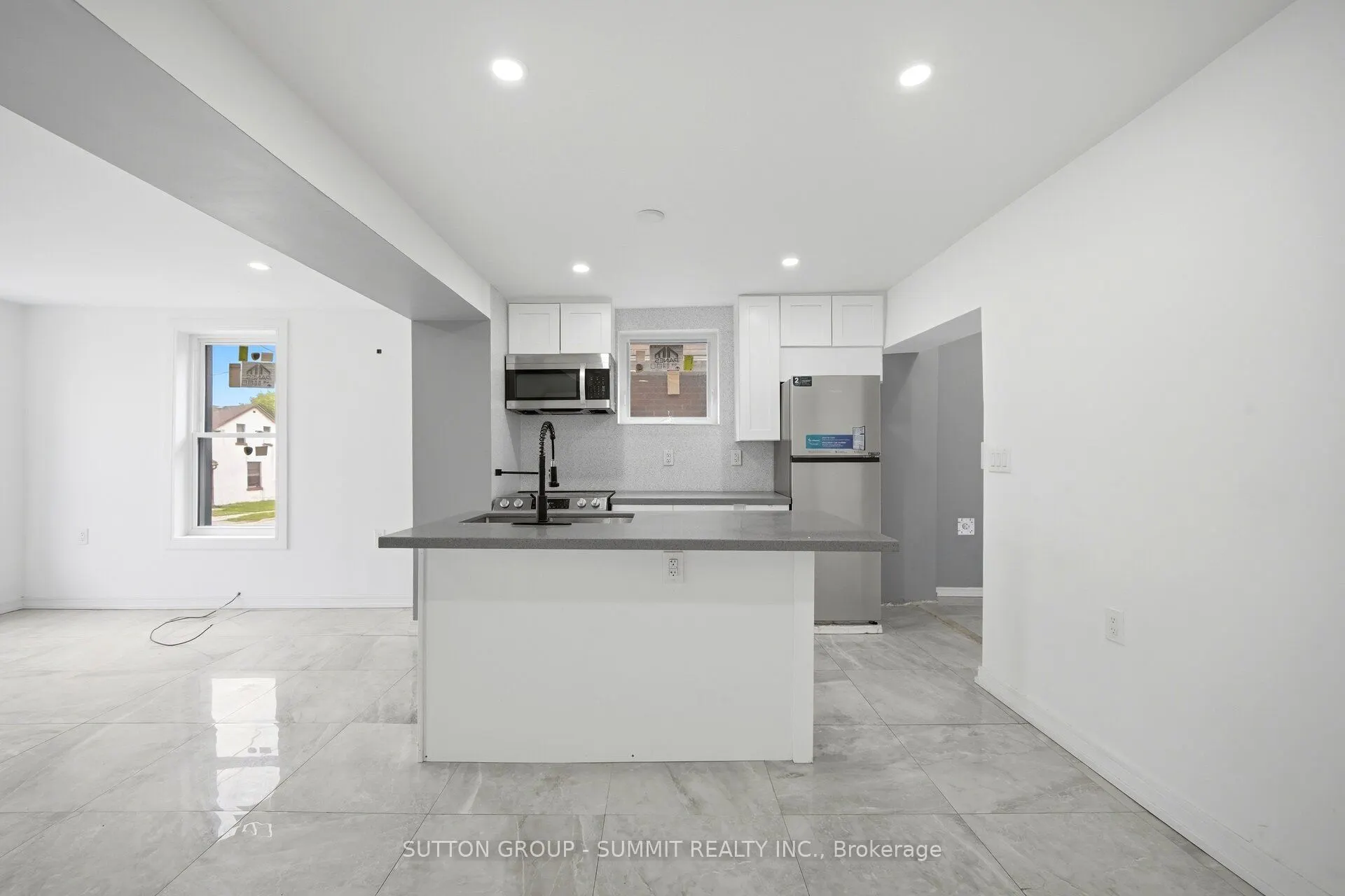 11 MAPLE Street
