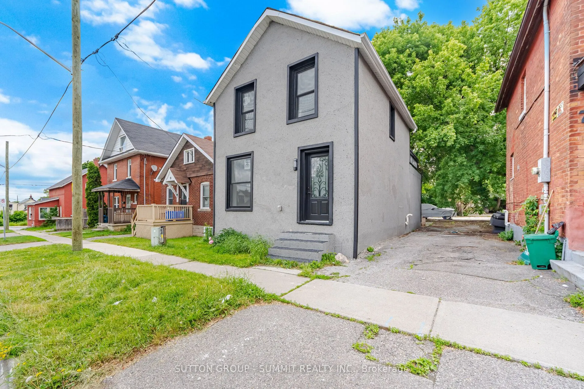 11 MAPLE Street
