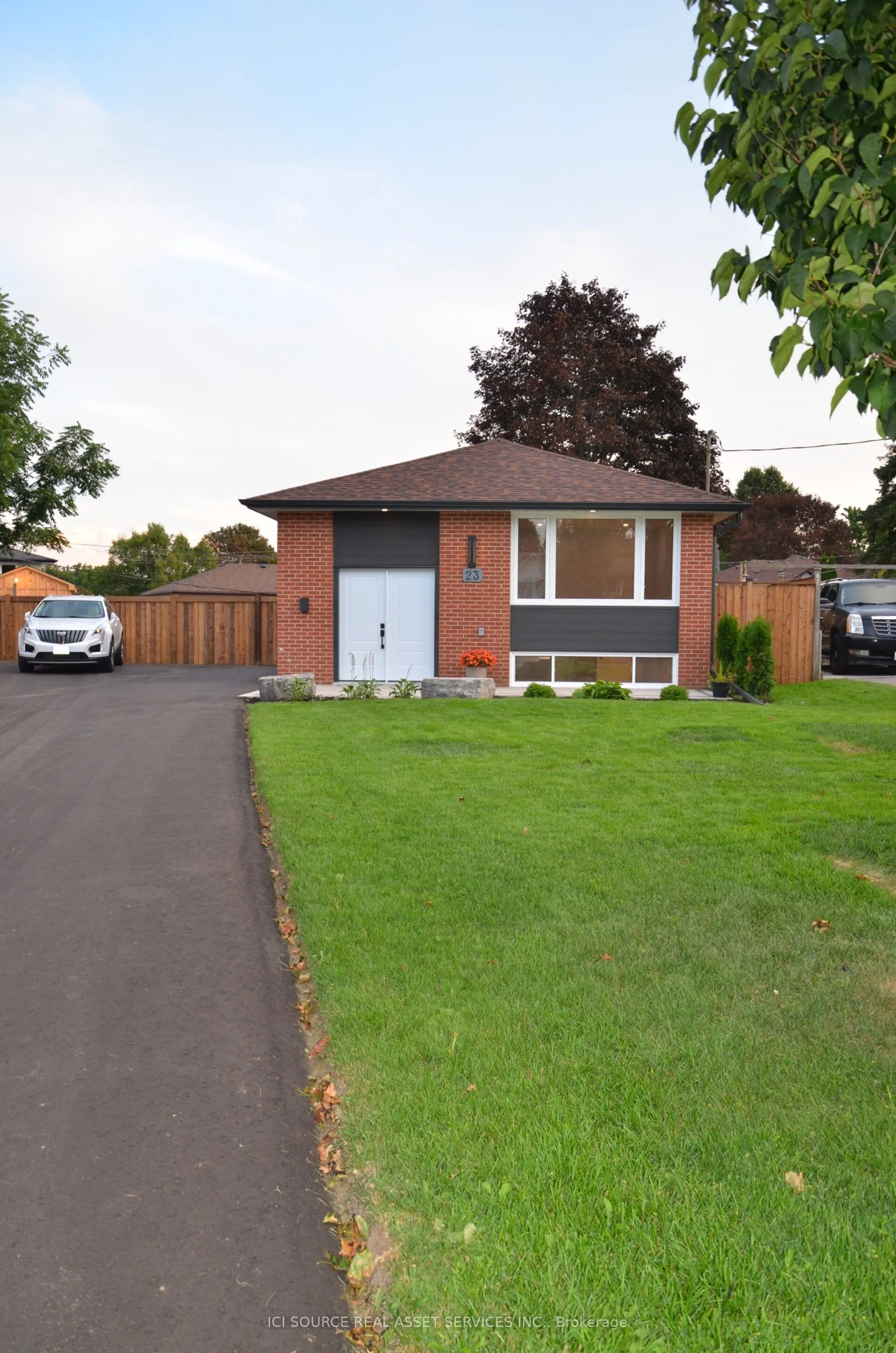 23 Sunset Road