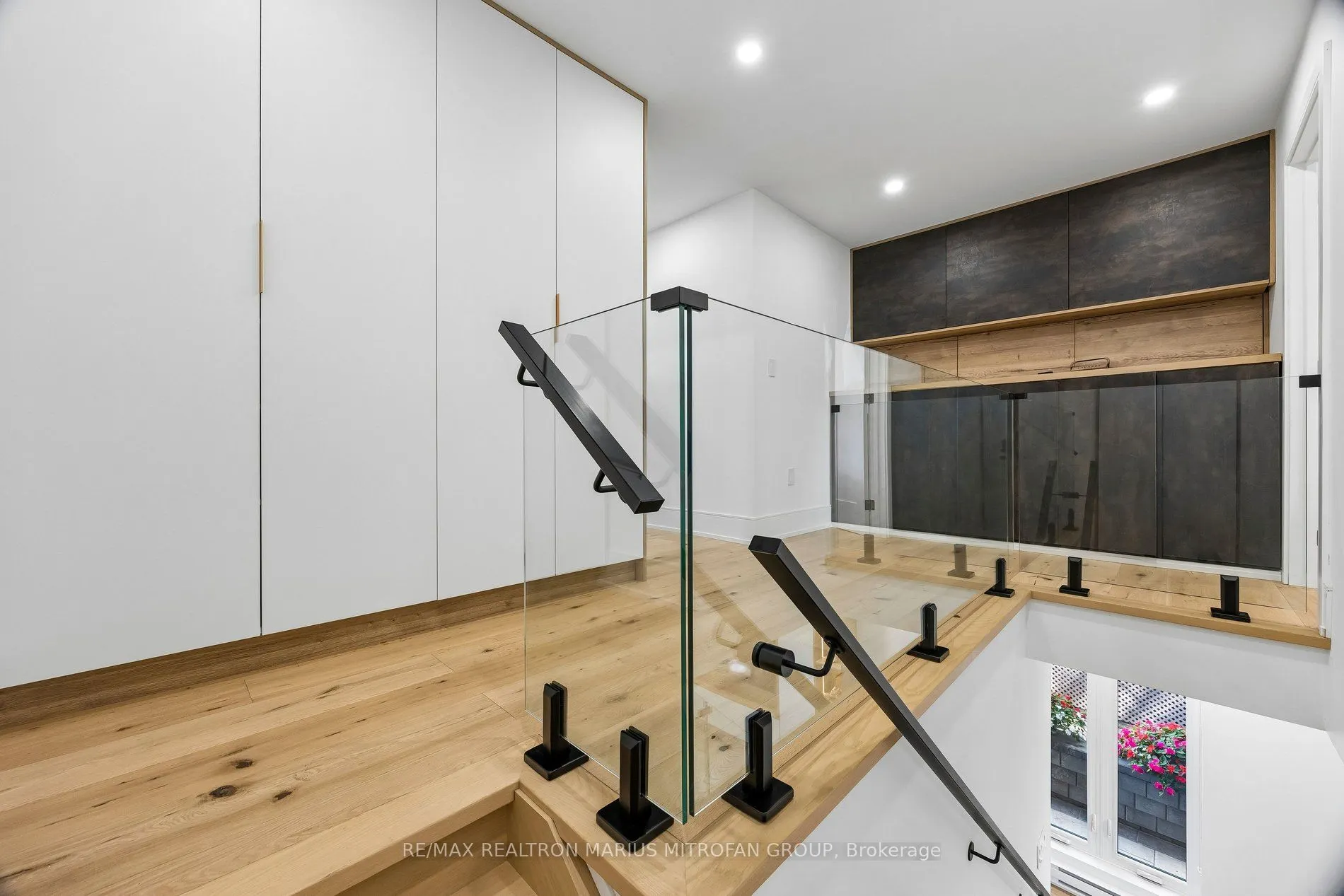 21 Toynbee Trail