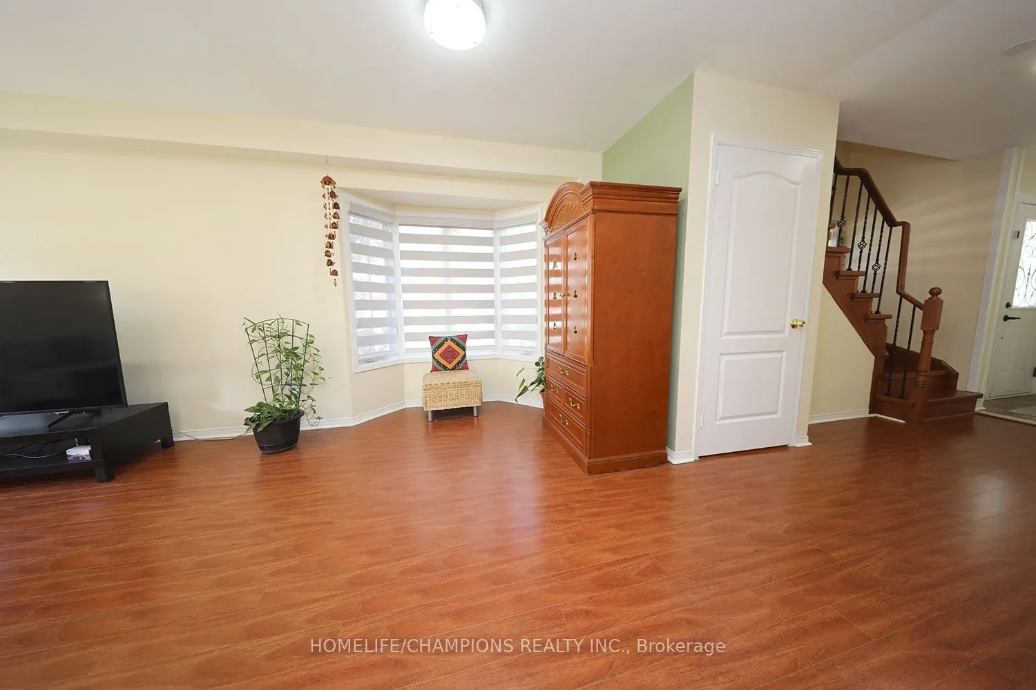 16 Echo Glen Road