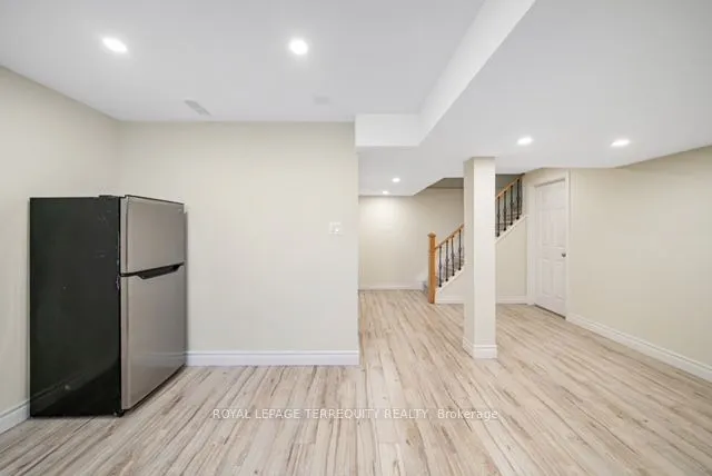 1 Devineridge Avenue