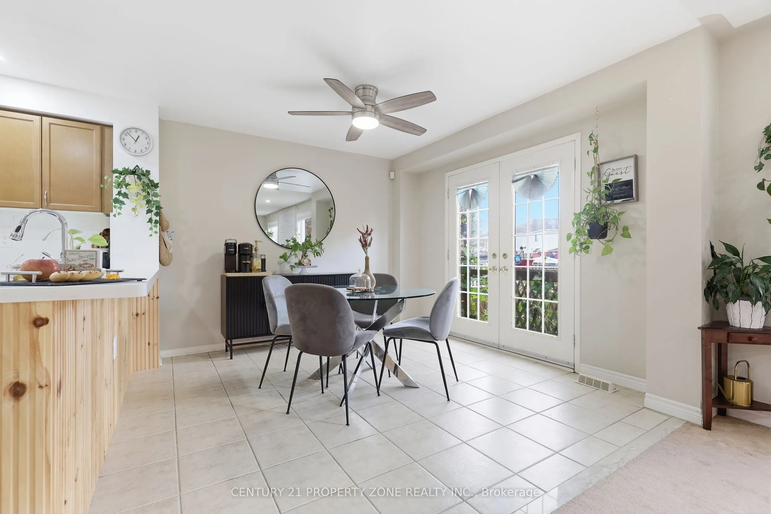239 Williamson Drive W