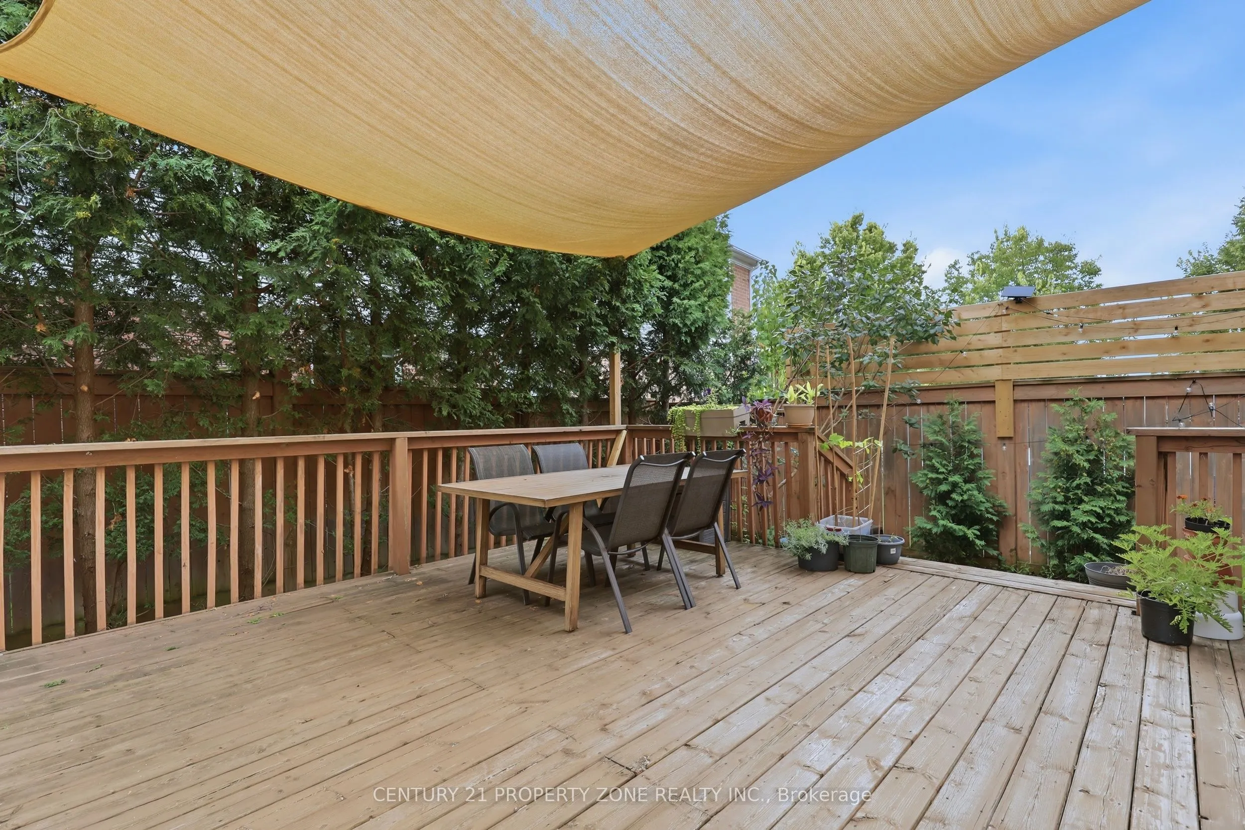 239 Williamson Drive W