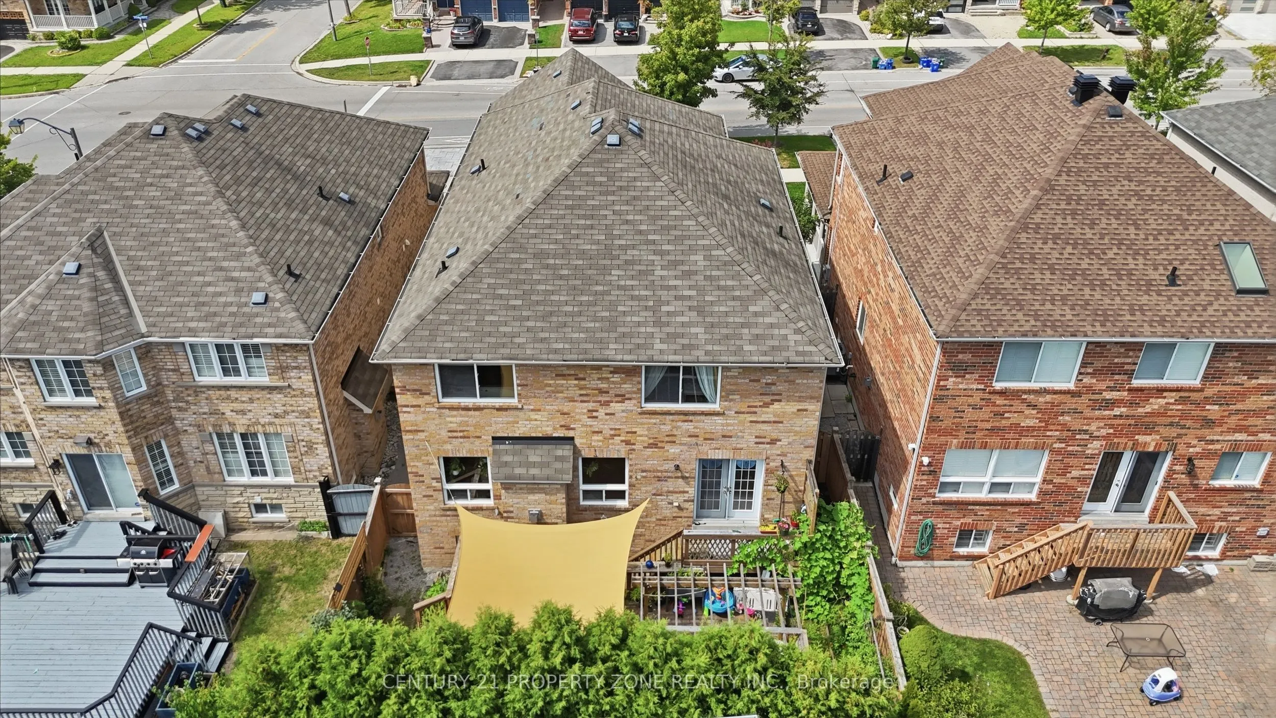 239 Williamson Drive W