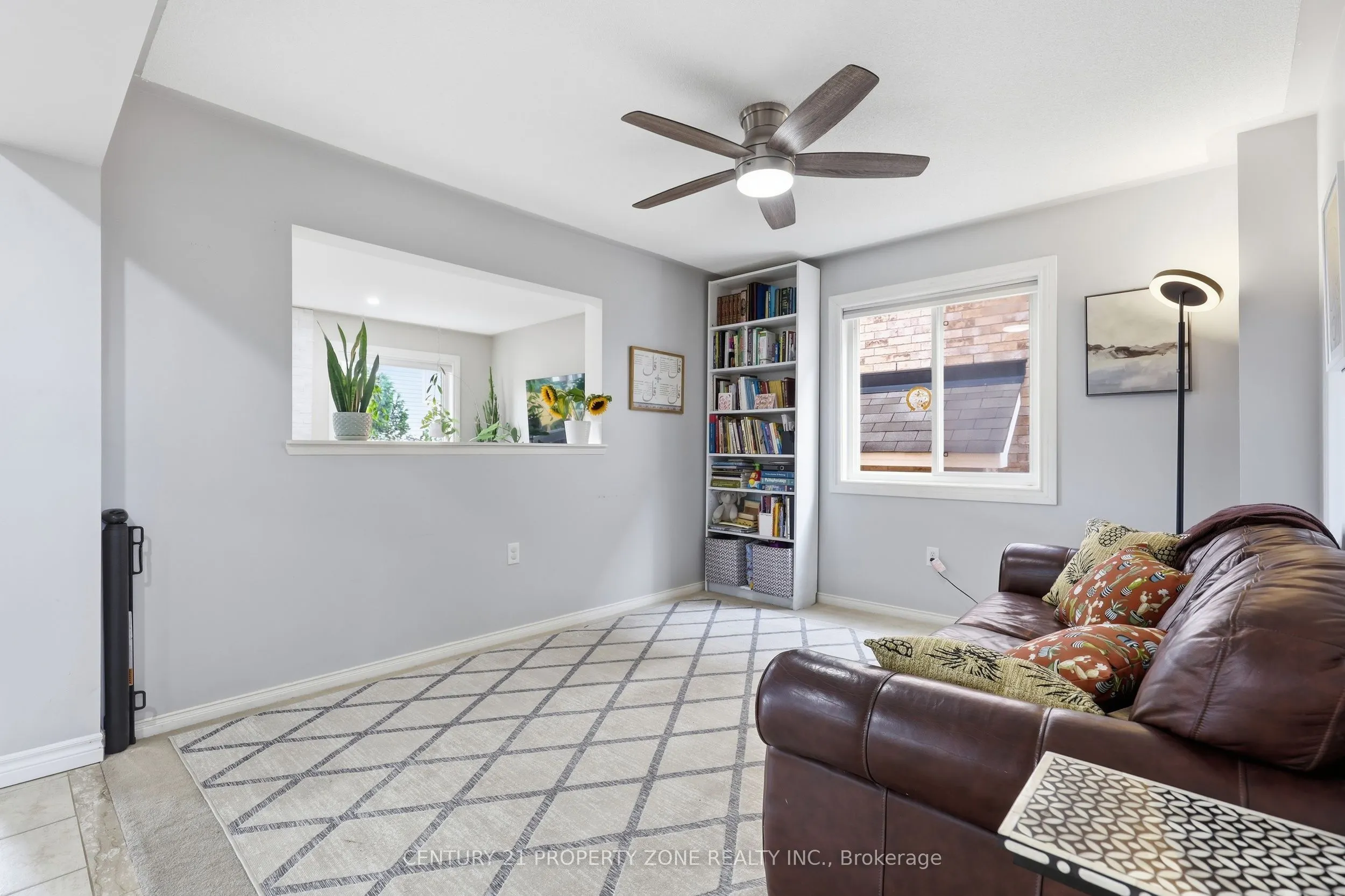 239 Williamson Drive W
