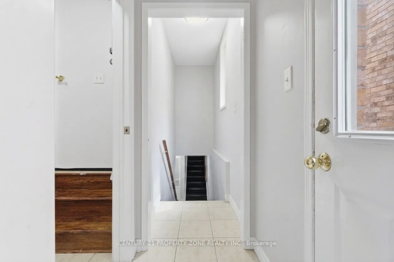239 Williamson Drive W