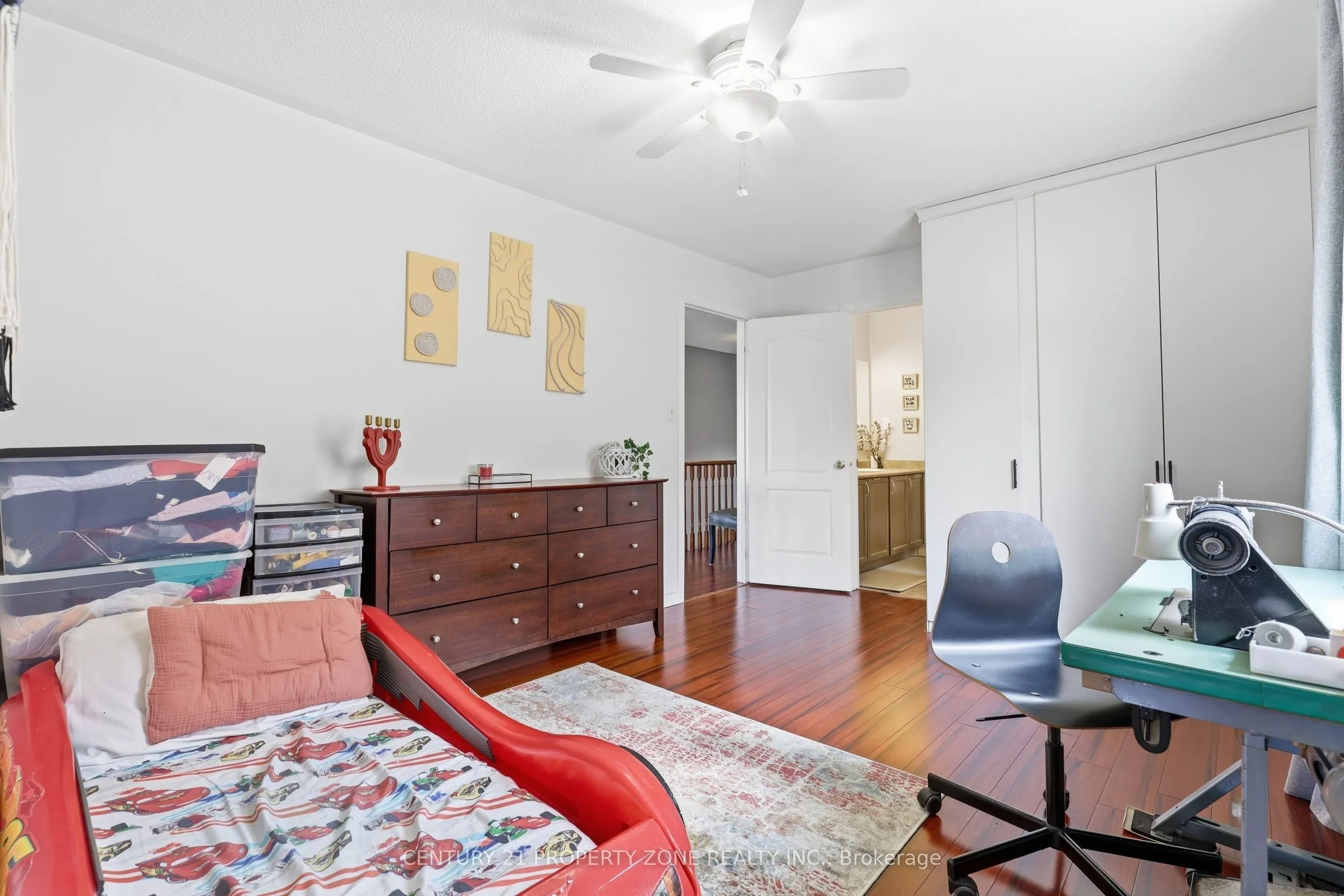 239 Williamson Drive W