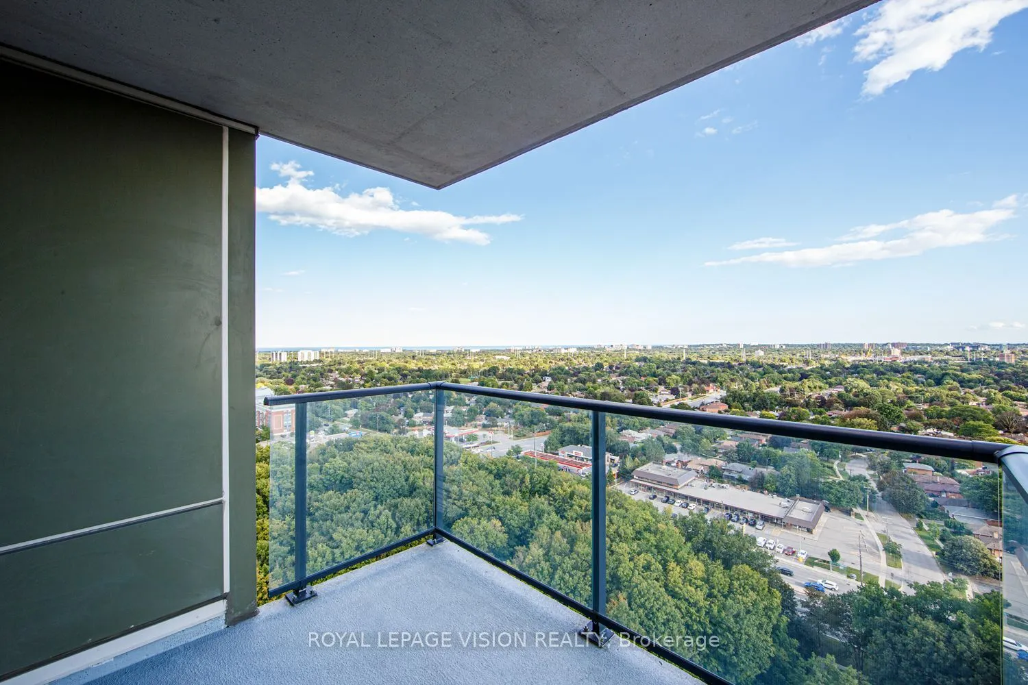 190 Borough Drive #2806