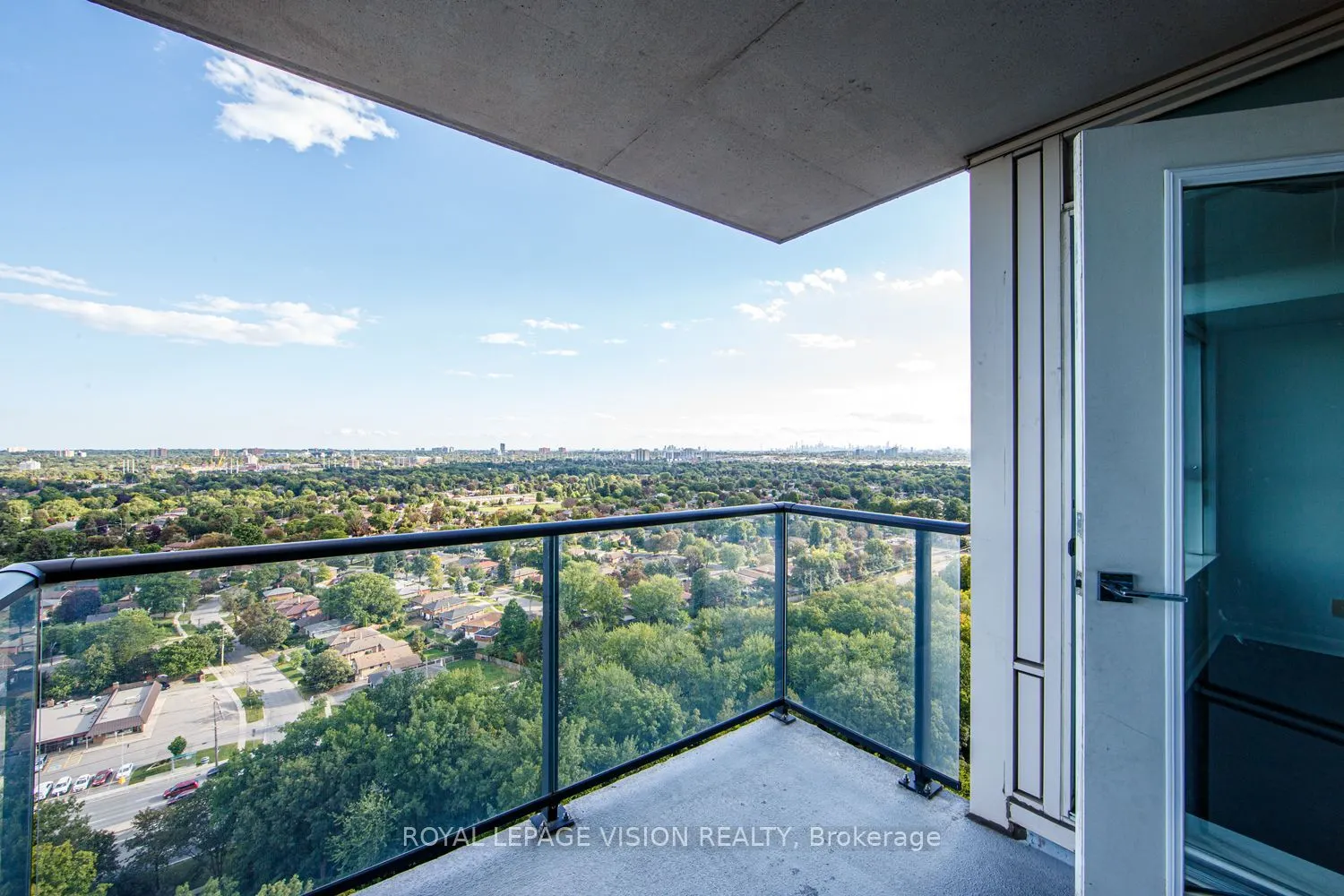 190 Borough Drive #2806
