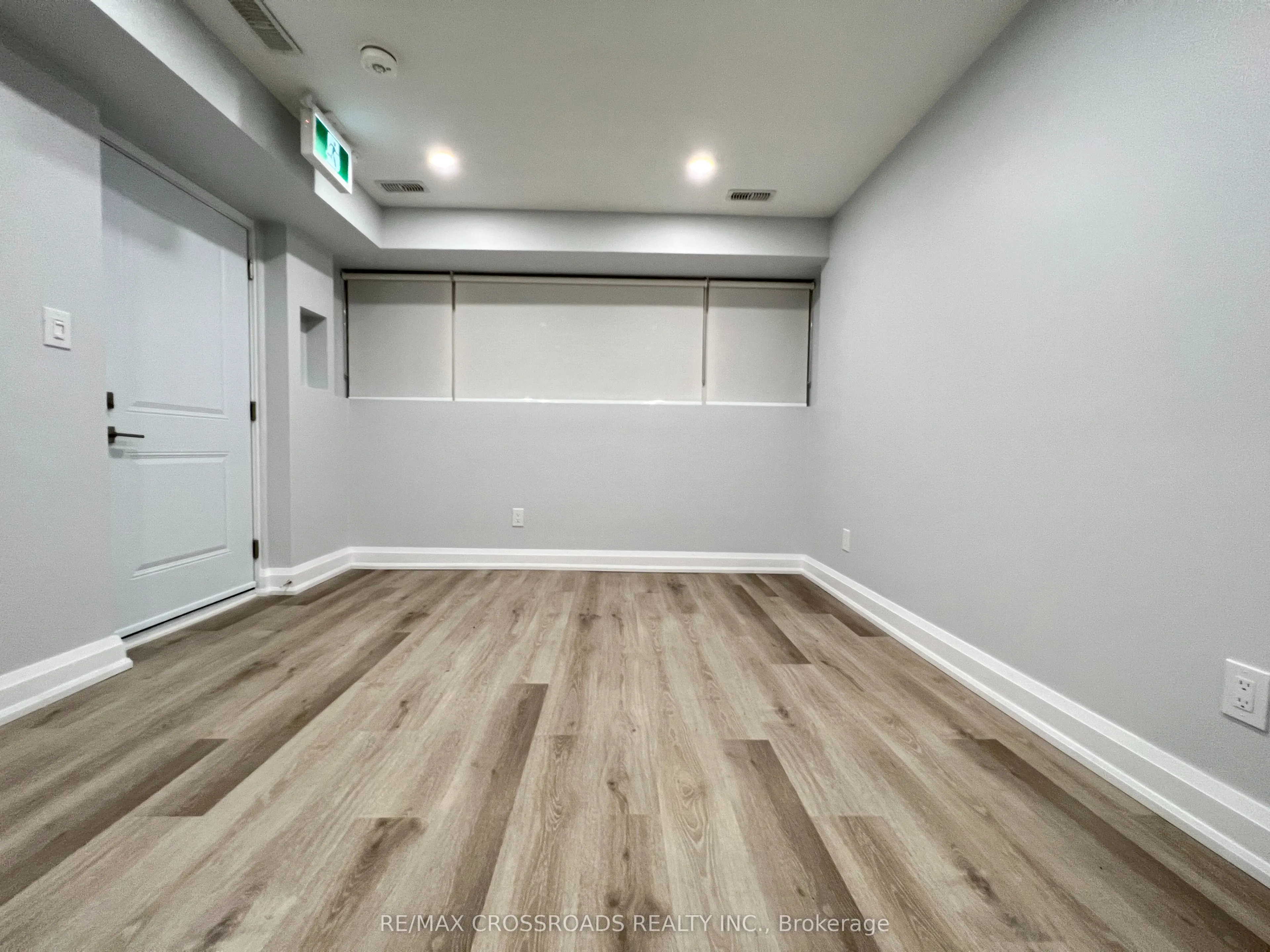 25 GLENSIDE Avenue #1