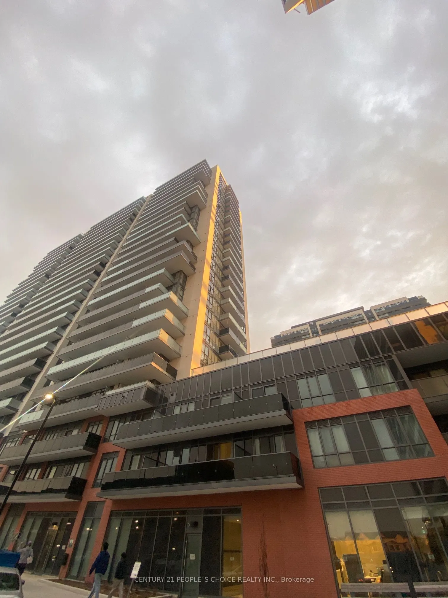 2545 Simcoe Street N #306