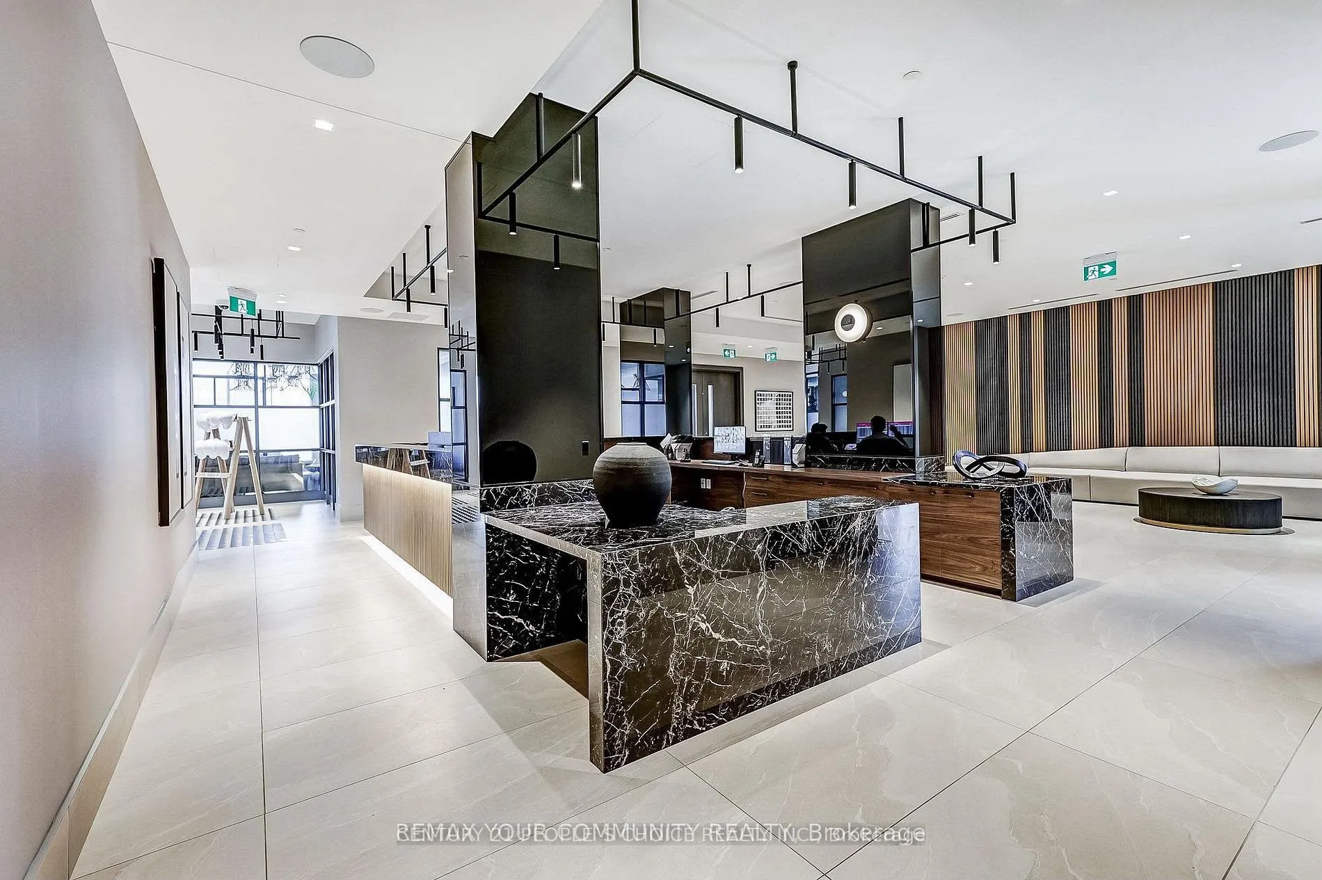 2545 Simcoe Street N #306