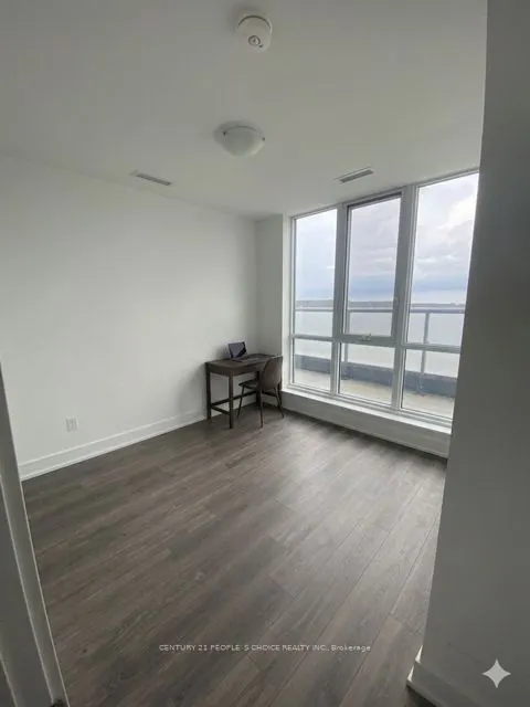 2545 Simcoe Street N #306