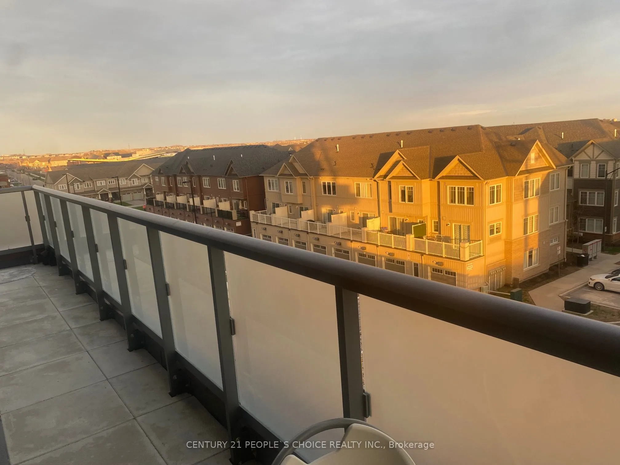 2545 Simcoe Street N #306