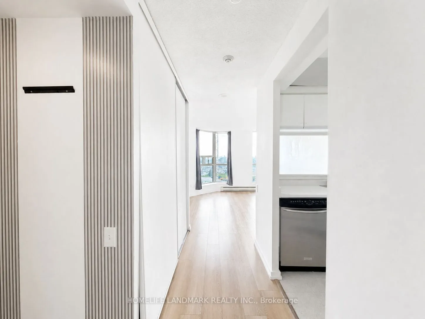 2460 Eglinton Avenue E #917