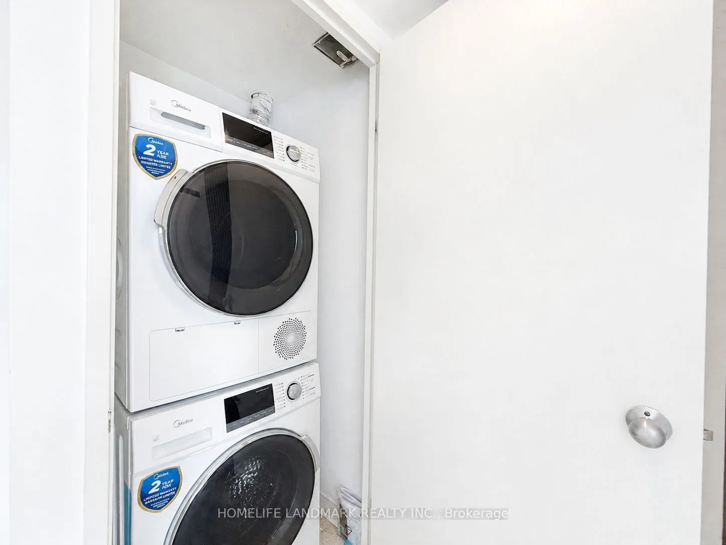 2460 Eglinton Avenue E #917