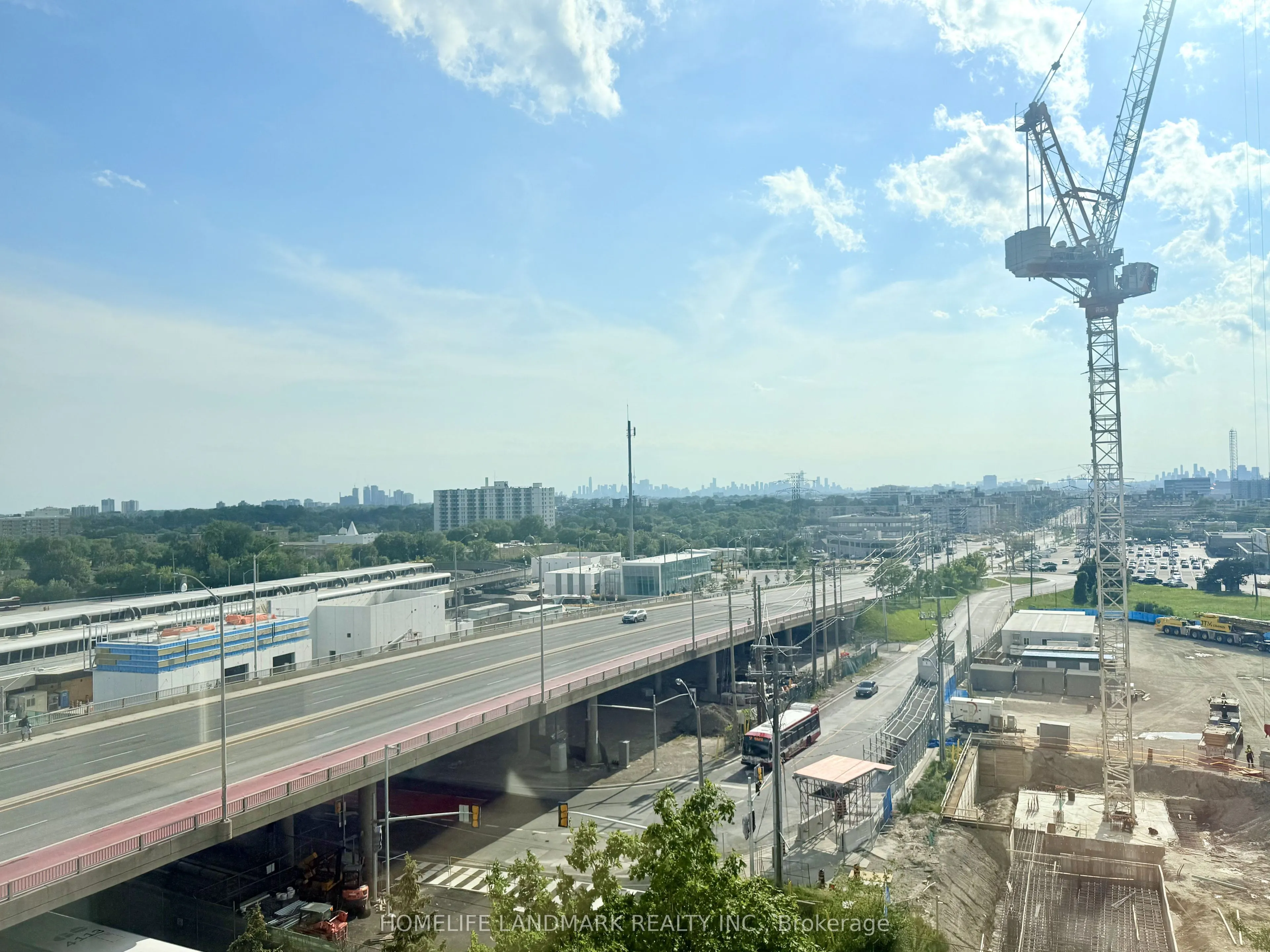 2460 Eglinton Avenue E #917