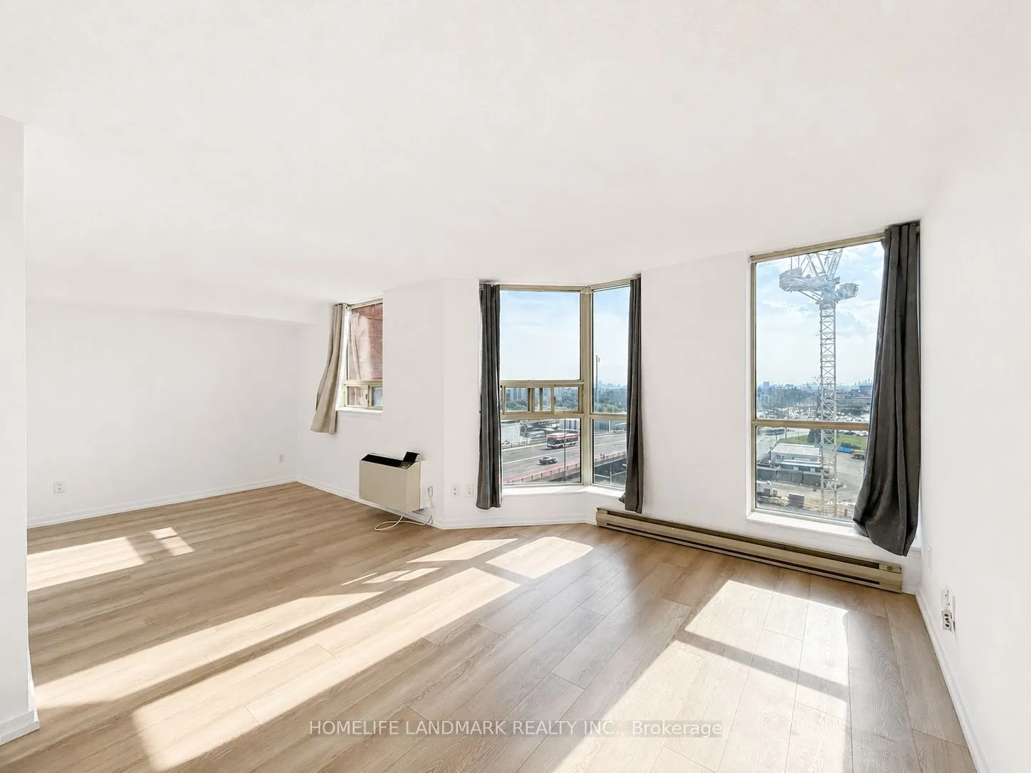2460 Eglinton Avenue E #917