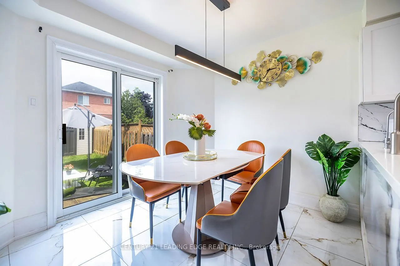 14 GUILDWOOD Drive