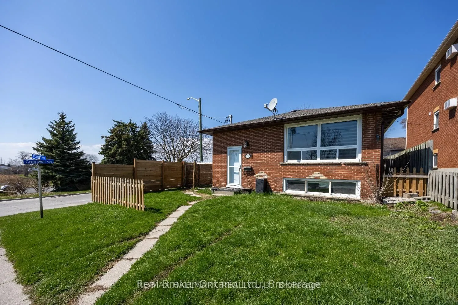 324 College Avenue #Main