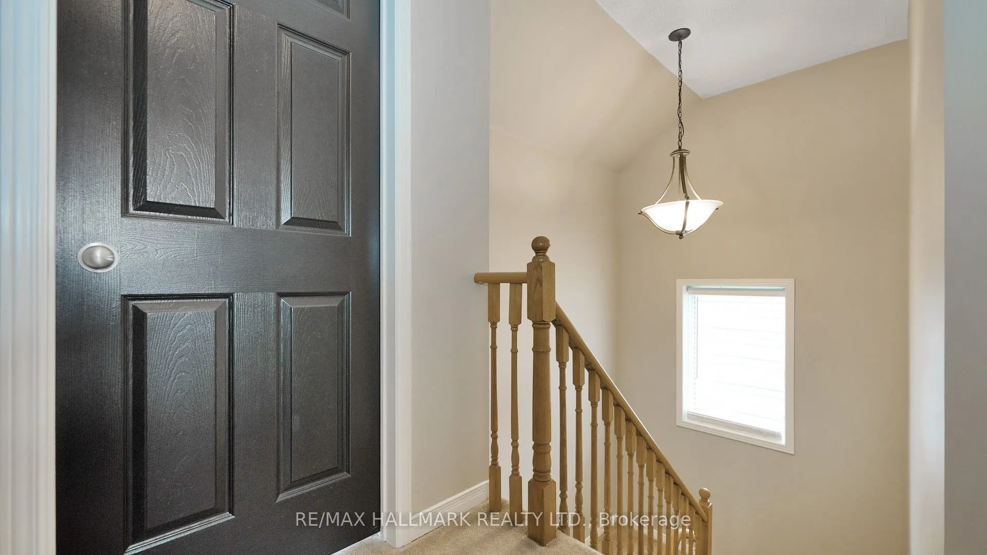 1035 Beatrice Street E #Upper