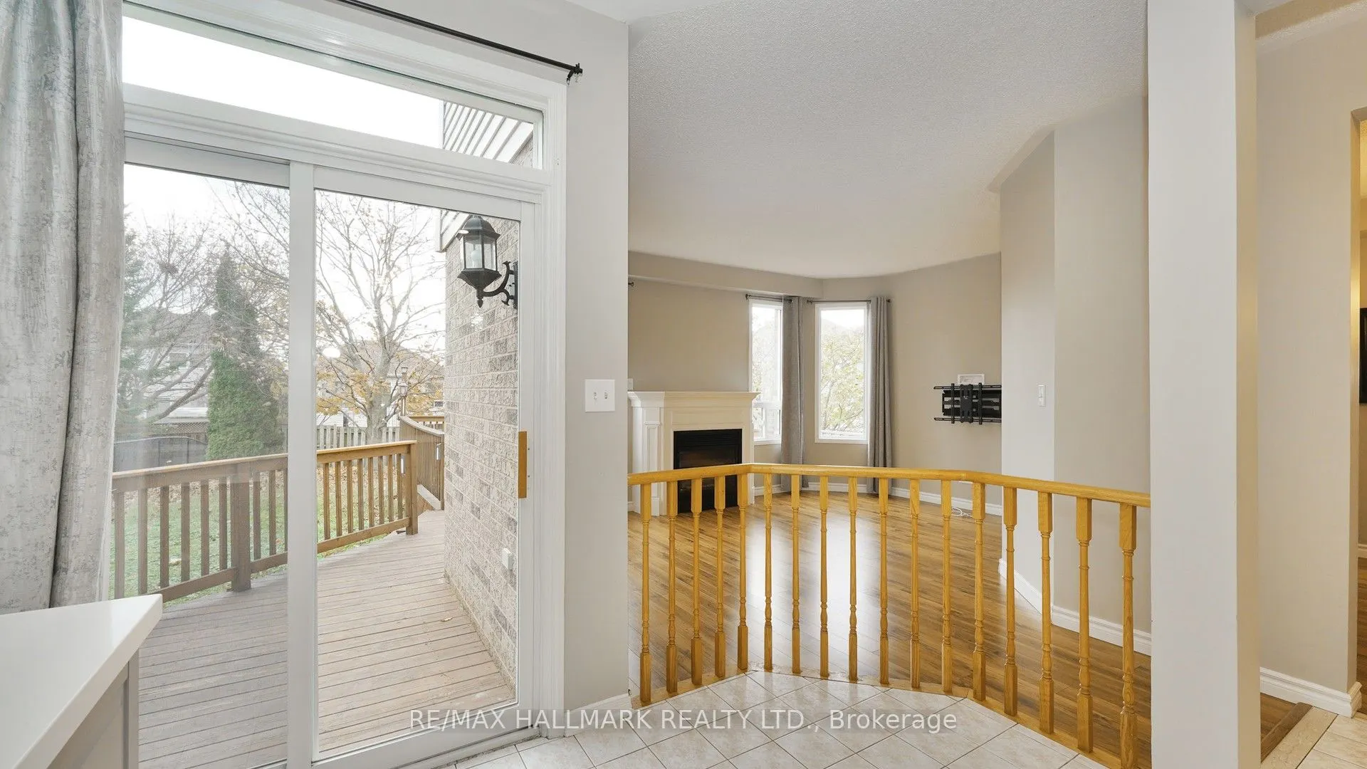 1035 Beatrice Street E #Upper