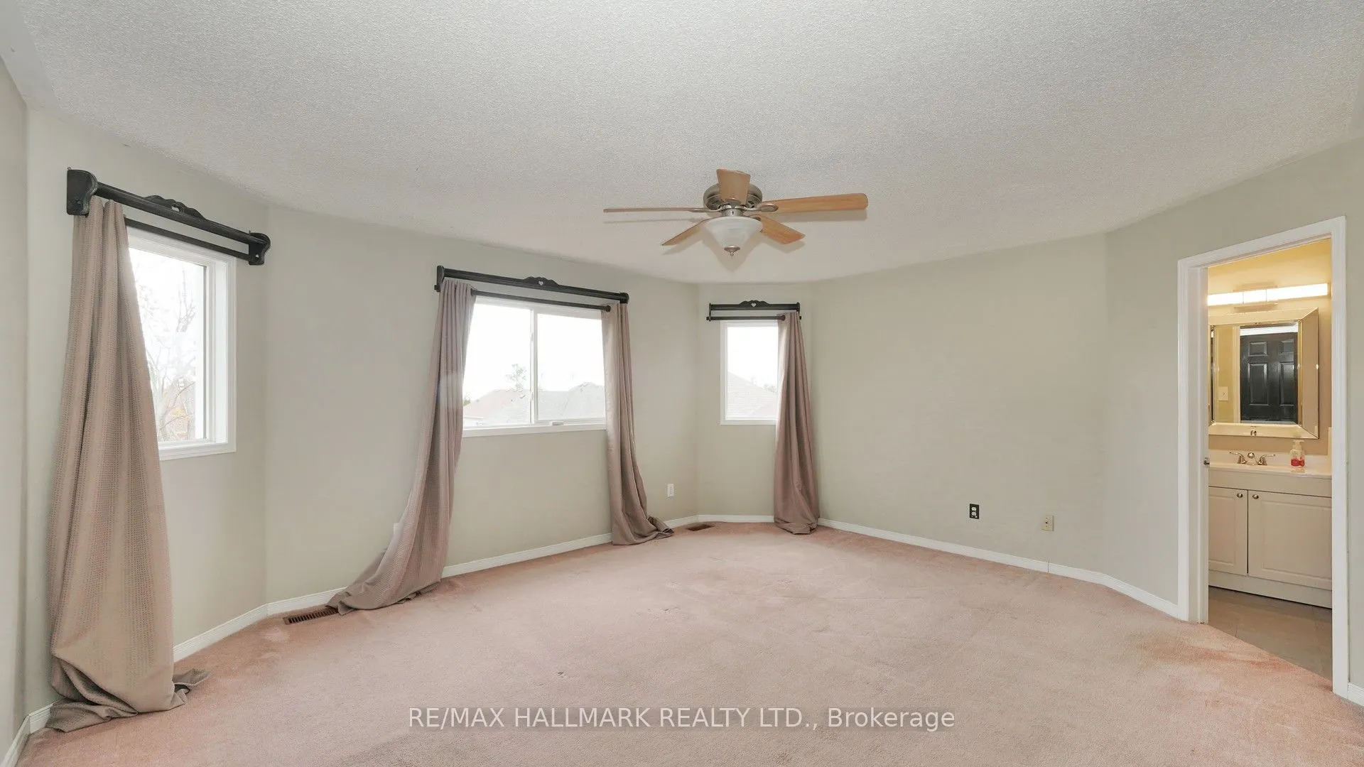 1035 Beatrice Street E #Upper