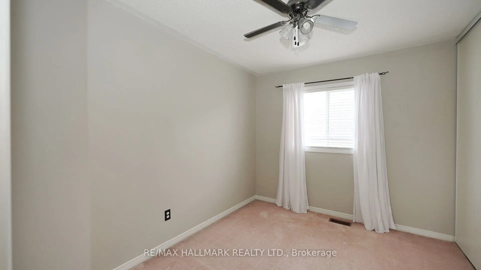 1035 Beatrice Street E #Upper