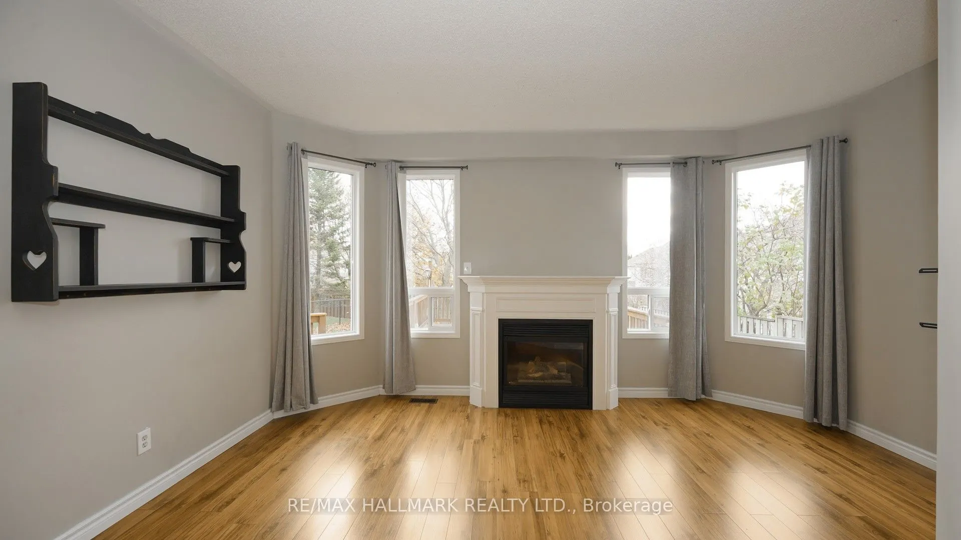 1035 Beatrice Street E #Upper