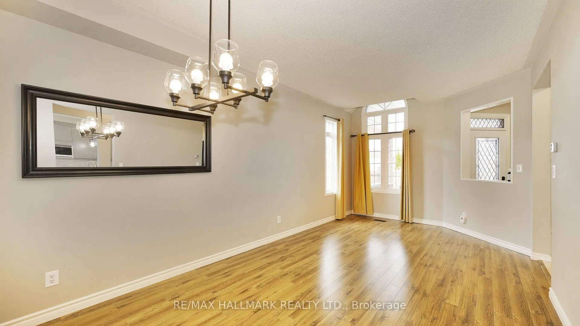 1035 Beatrice Street E #Upper