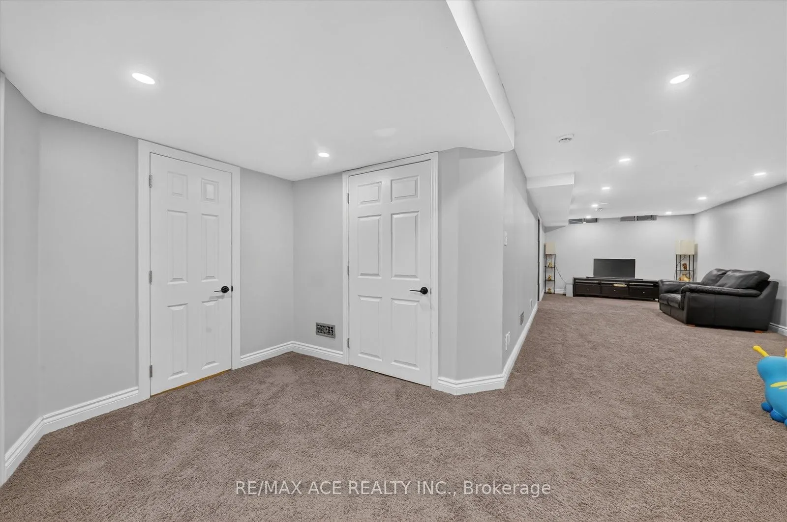 86 Solmar Avenue