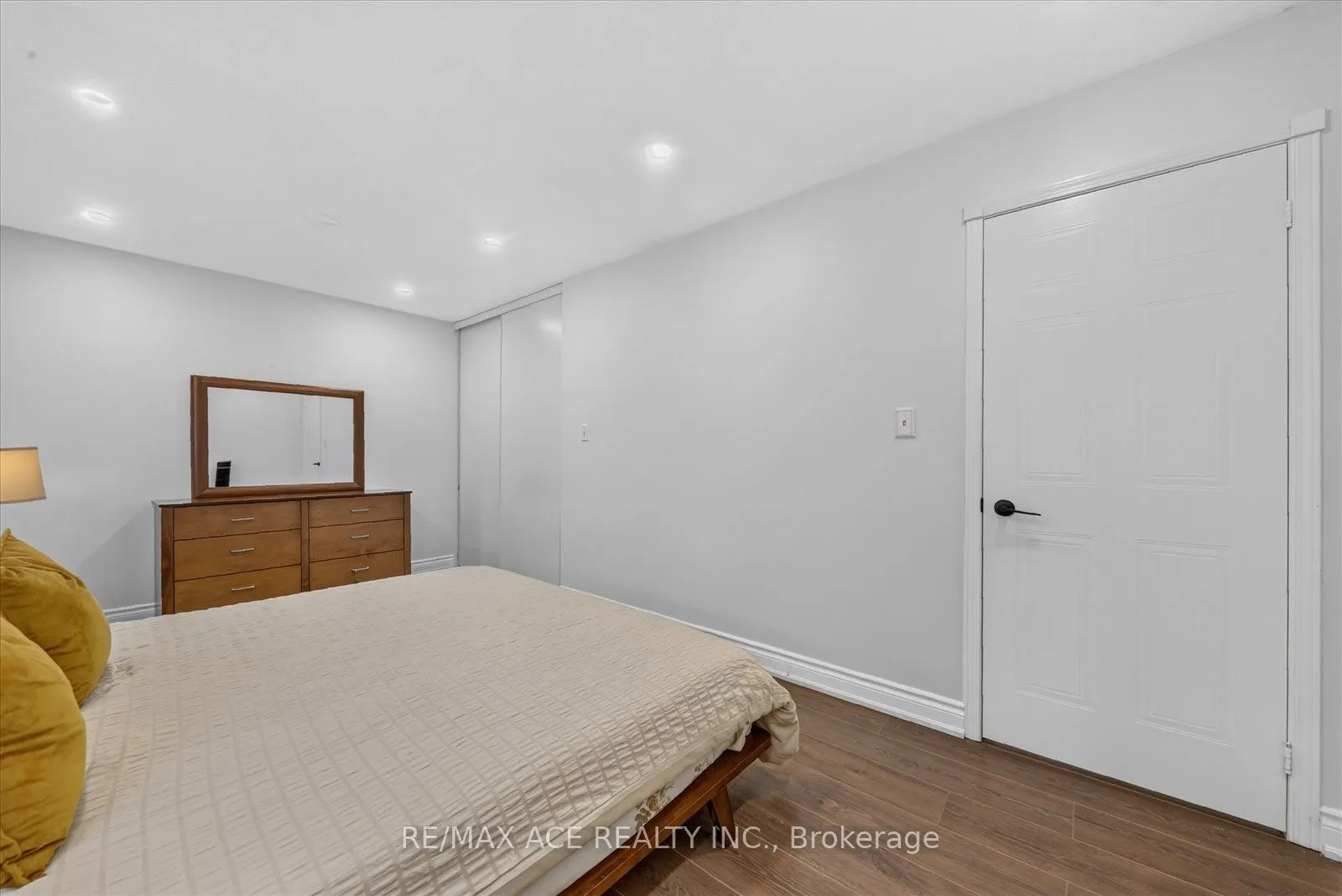 86 Solmar Avenue