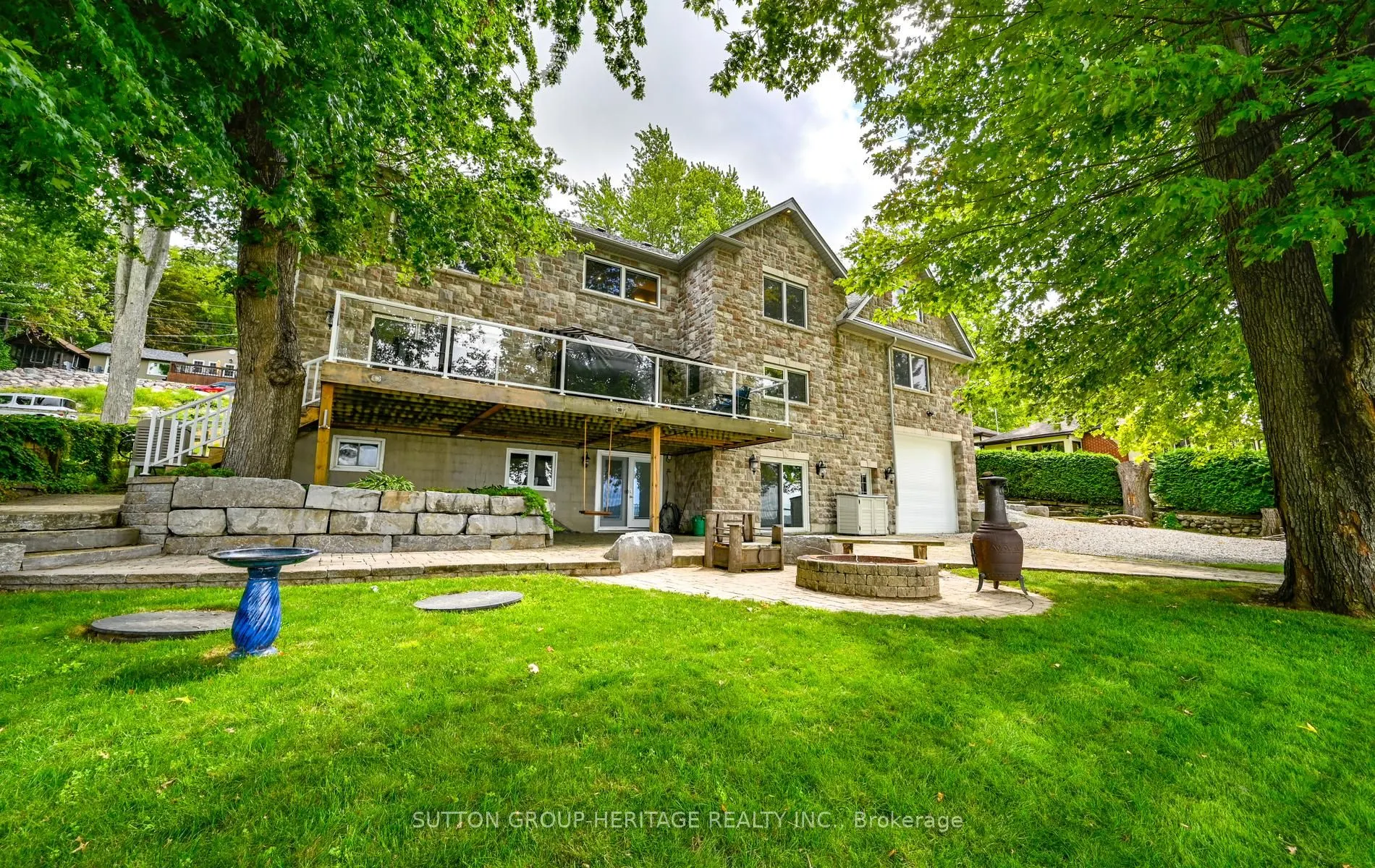 62 Lakeside Beach Road