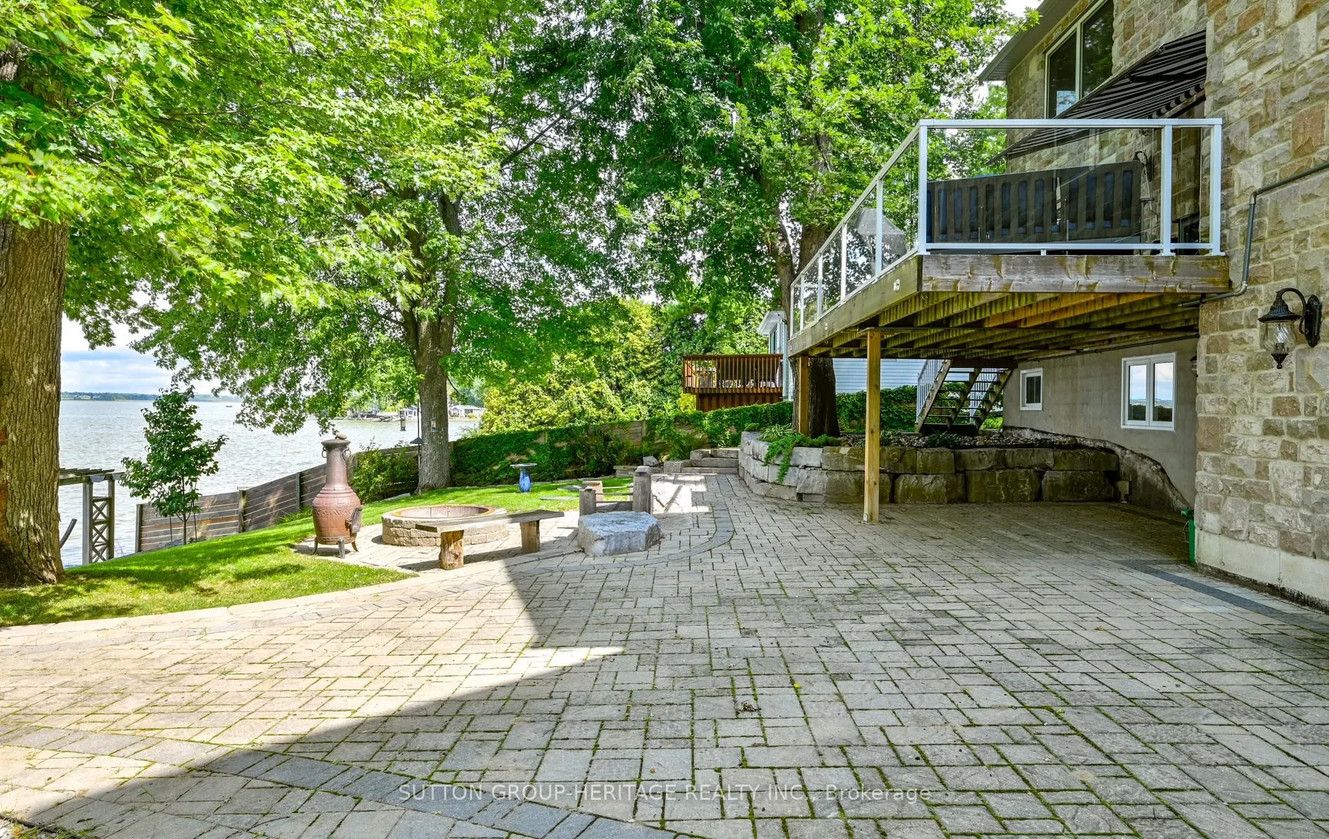 62 Lakeside Beach Road
