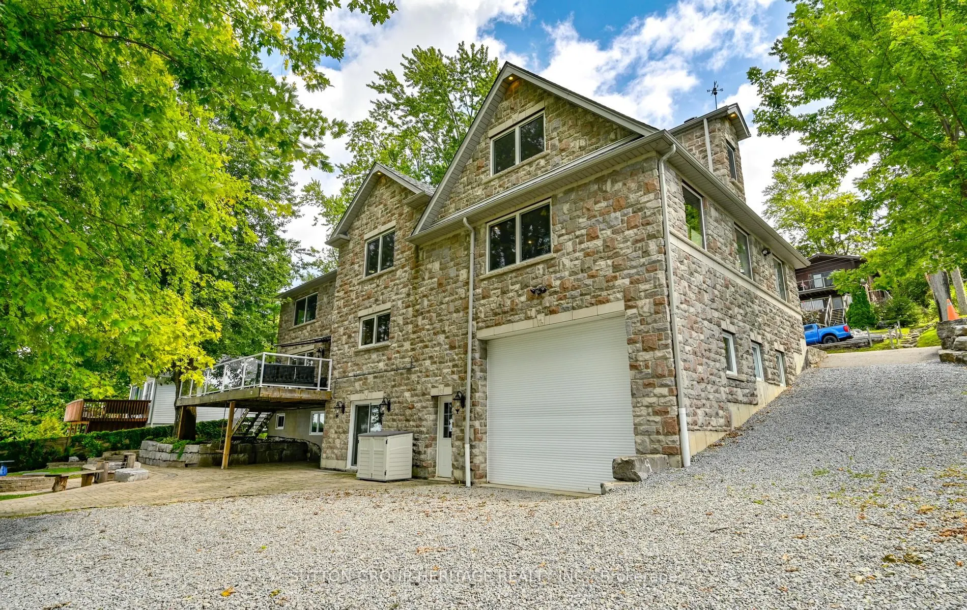 62 Lakeside Beach Road