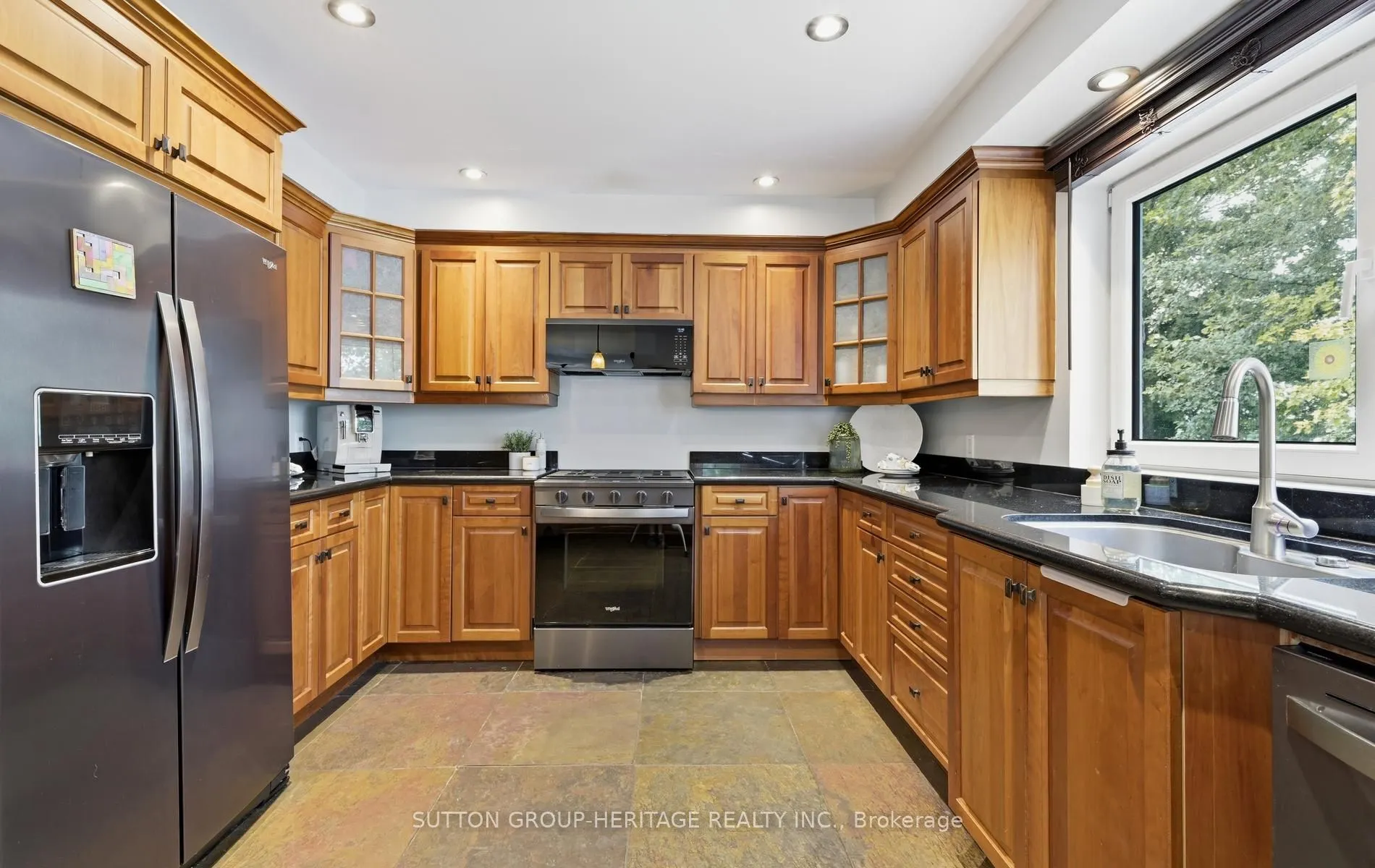 62 Lakeside Beach Road