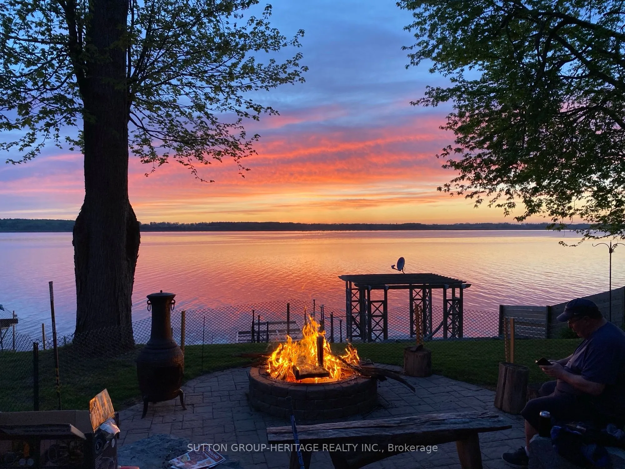 62 Lakeside Beach Road