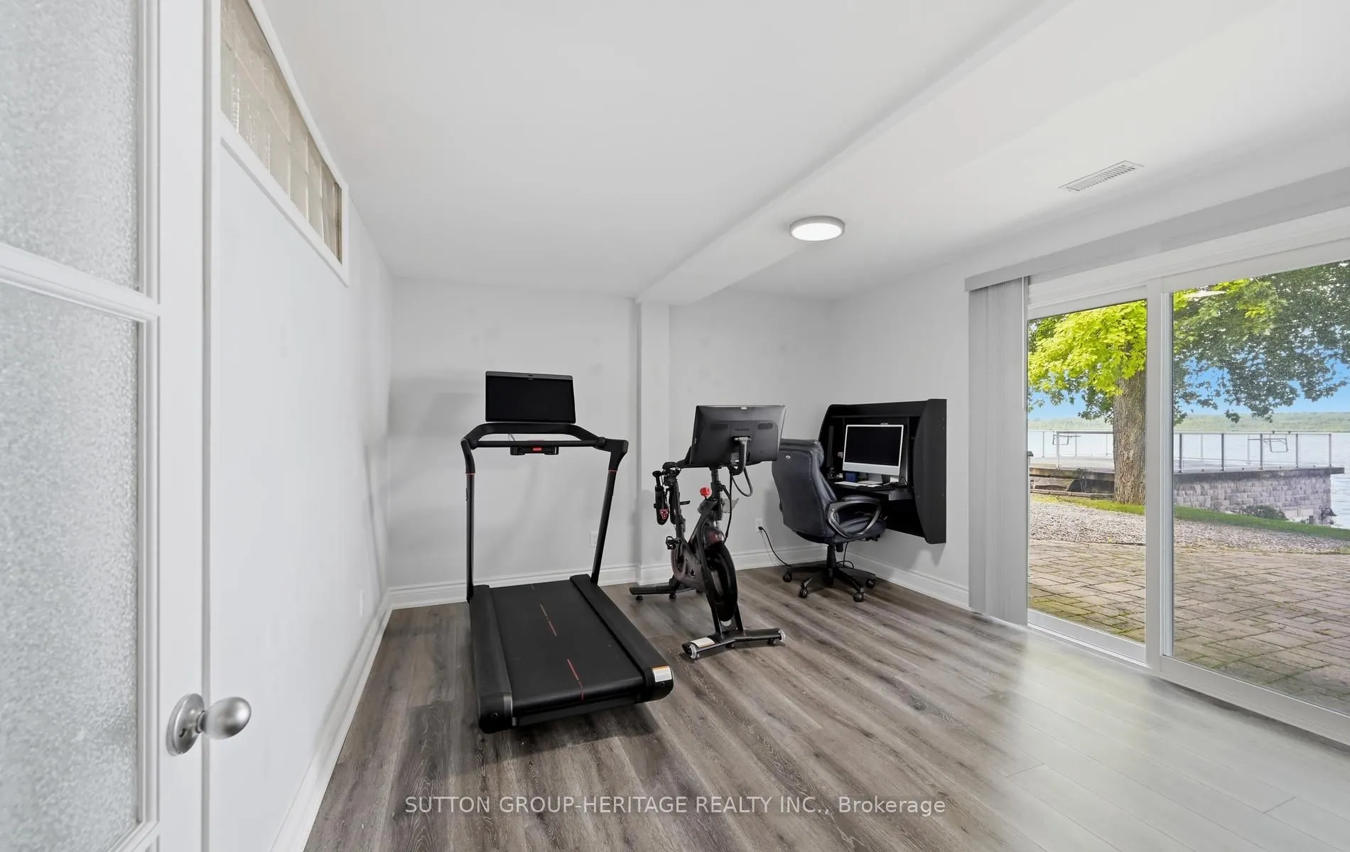 62 Lakeside Beach Road