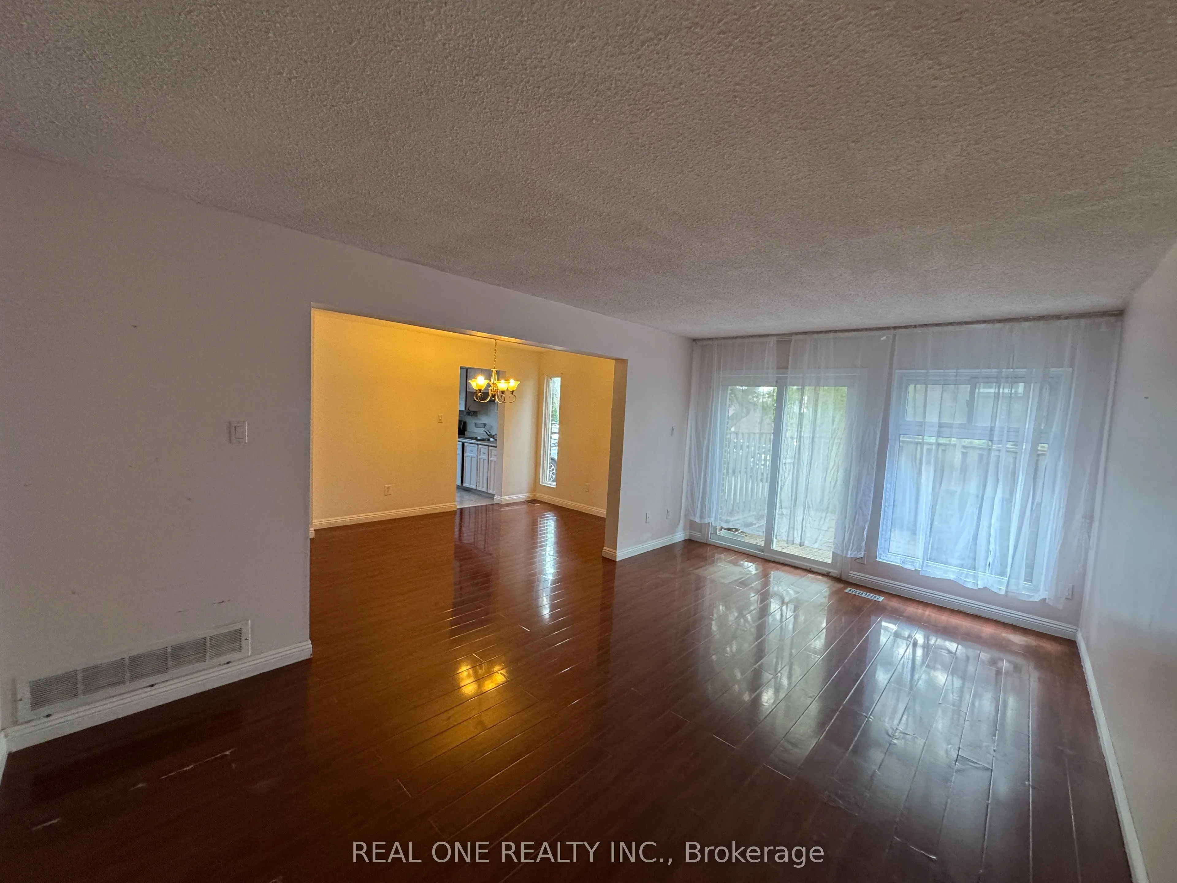 72 Dusay Place #16